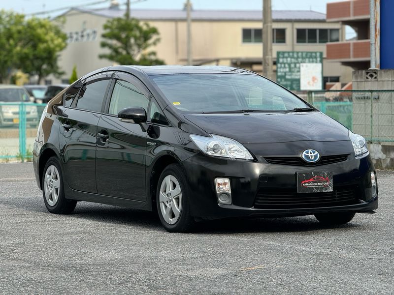 Toyota Prius Hybrid Low Milage G Grade