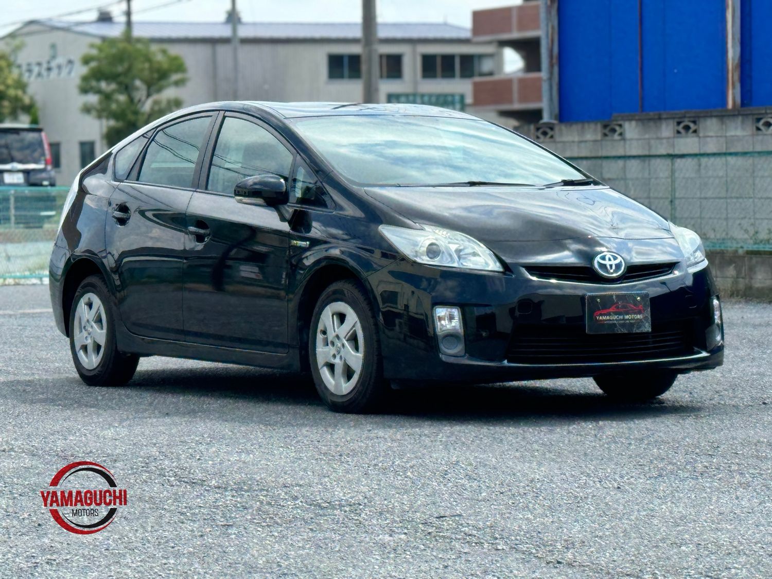Toyota prius Hybrid black 2011 model