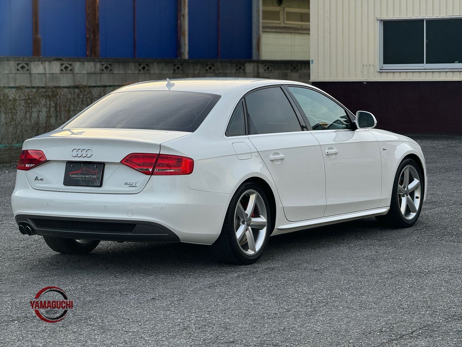 AUDI A4 2.0T QUATTRO SPORTS TYPE 4WD