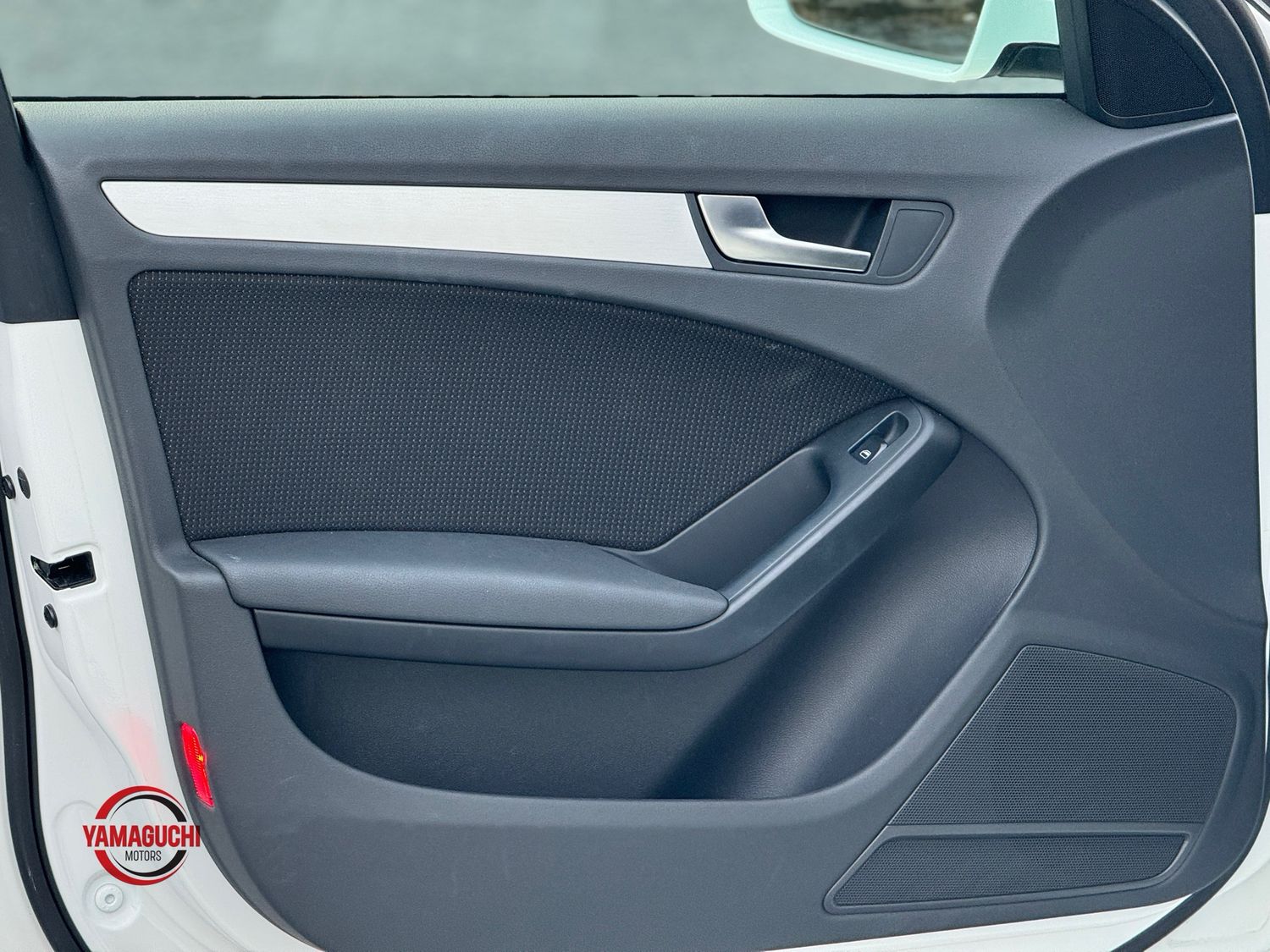 AUDI A4 2.0T QUATTRO SPORTS TYPE 4WD