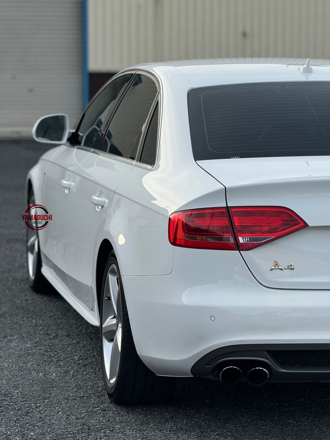 AUDI A4 2.0T QUATTRO SPORTS TYPE 4WD