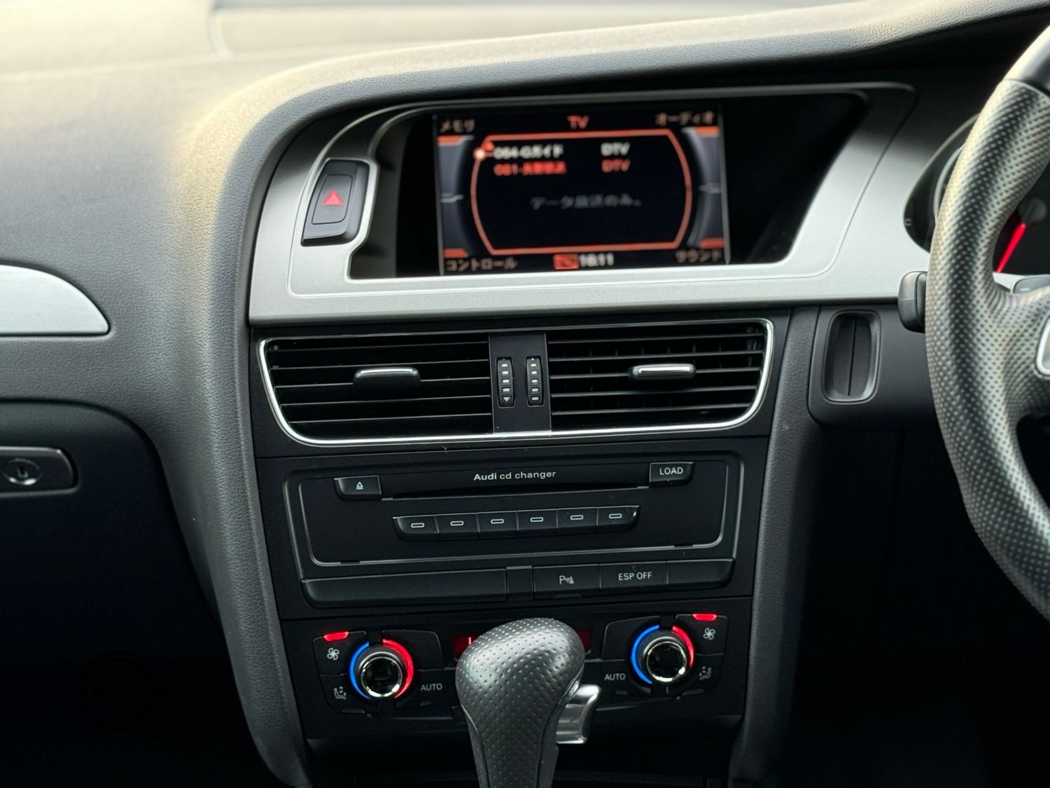 AUDI A4 2.0T QUATTRO SPORTS TYPE 4WD