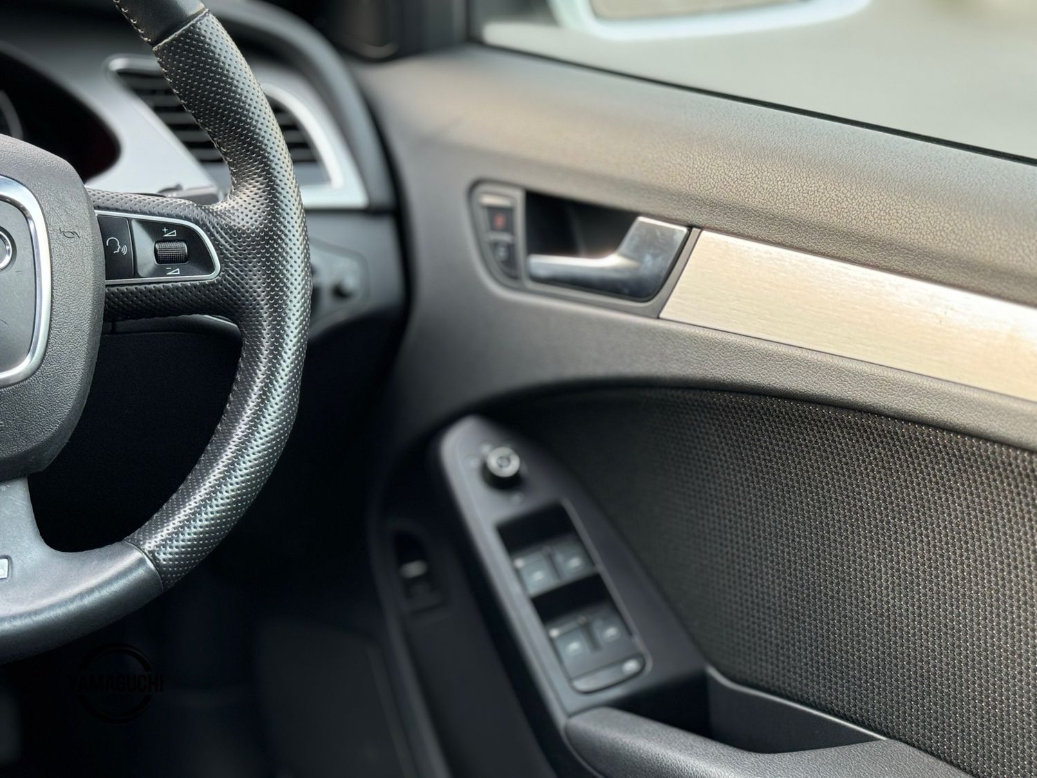 AUDI A4 2.0T QUATTRO SPORTS TYPE 4WD