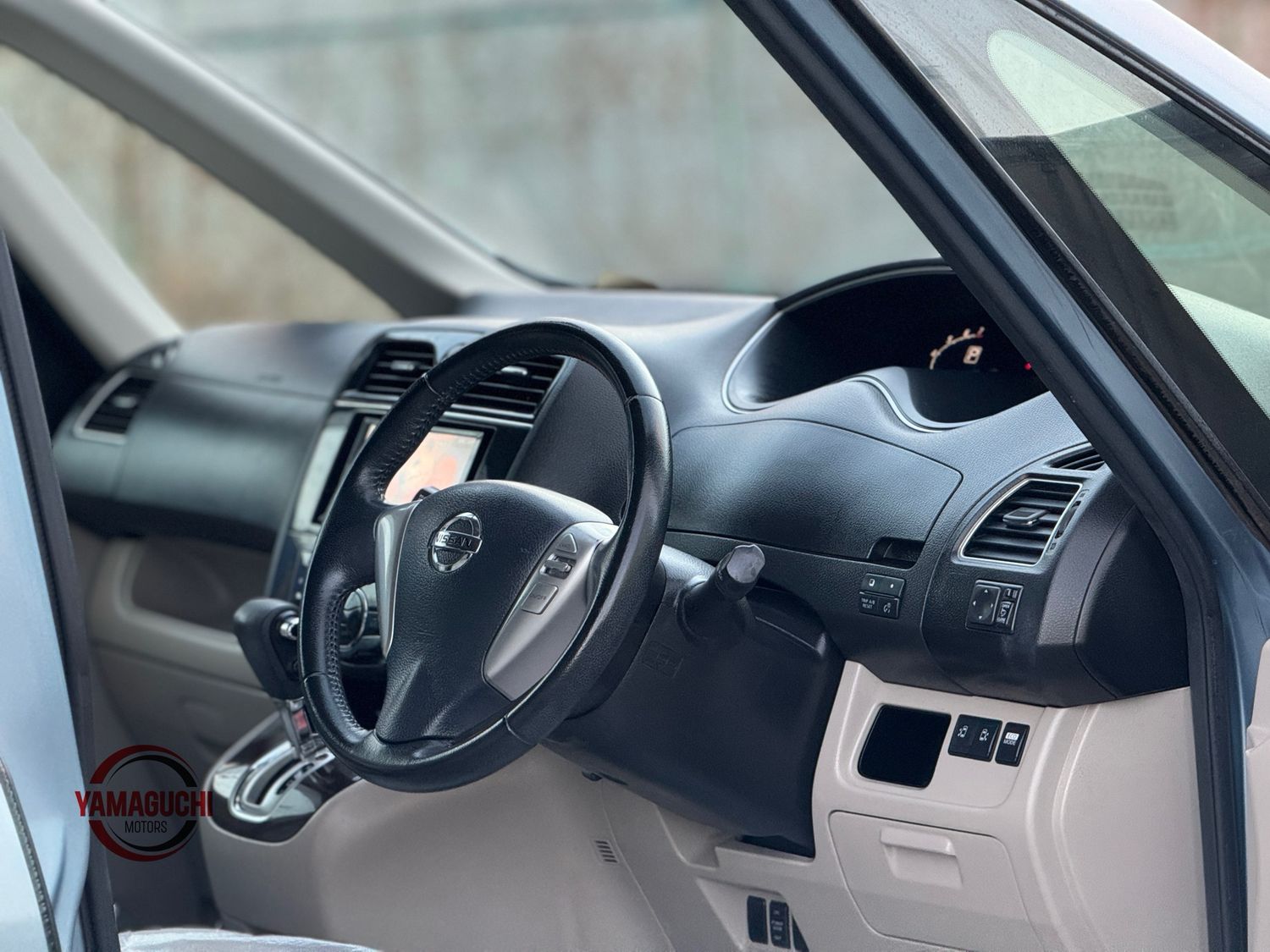 ✨ Nissan Serena S-Hybrid Pure Drive Selection for Sale! ✨