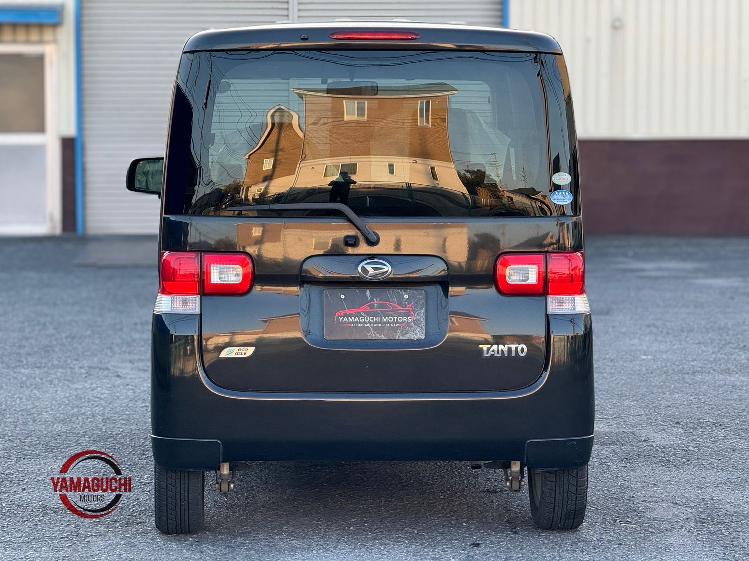 BEAUTIFUL DAIHATSU TANTO WITH ECO IDLE