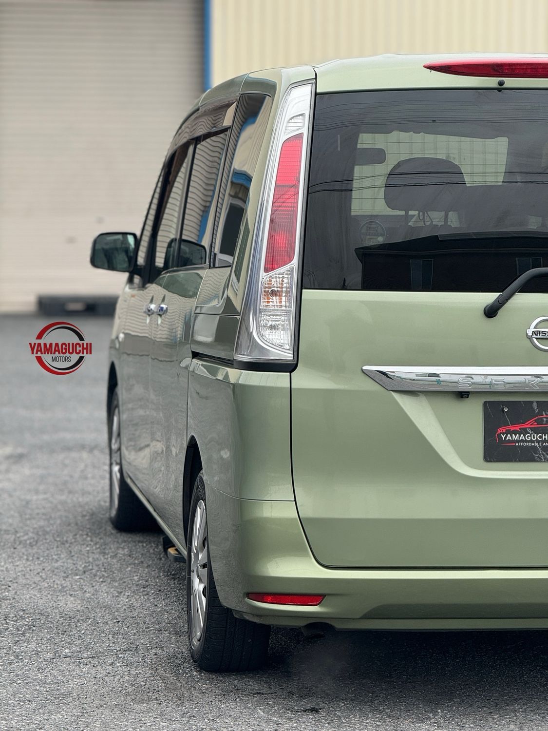 ✨ Nissan Serena 20S Selection for Sale! ✨