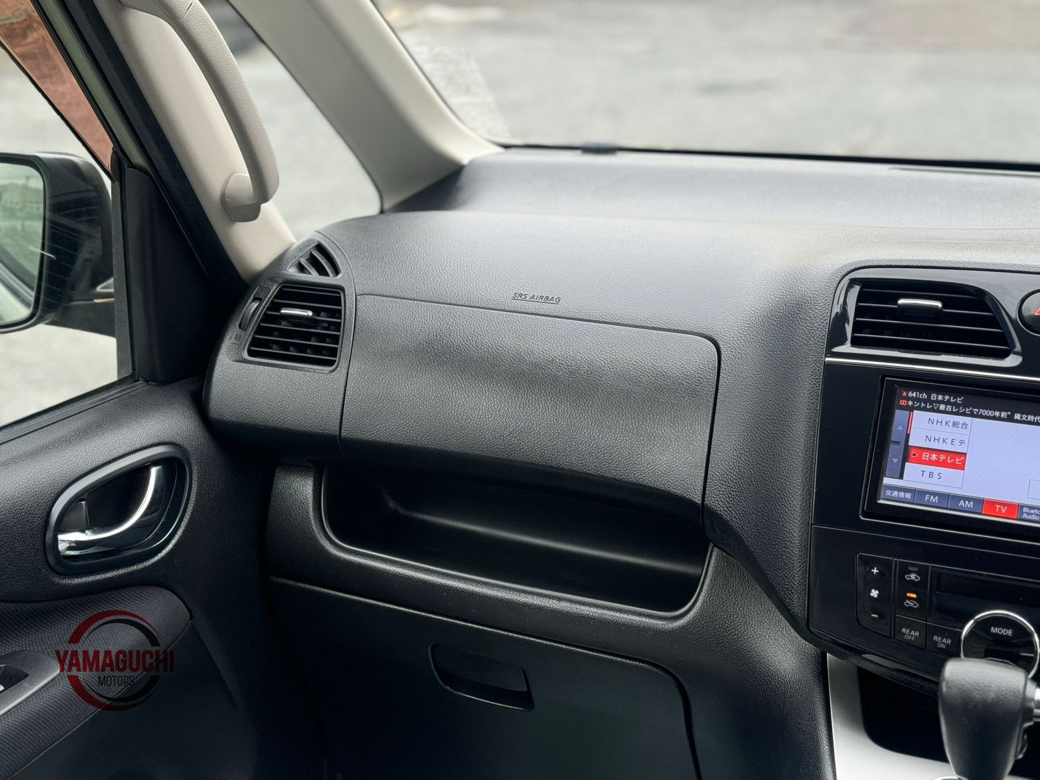 ✨ Nissan Serena 20S Selection for Sale! ✨