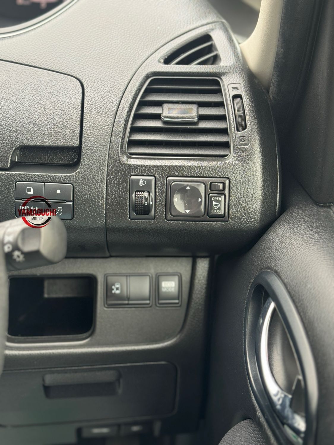 ✨ Nissan Serena 20S Selection for Sale! ✨