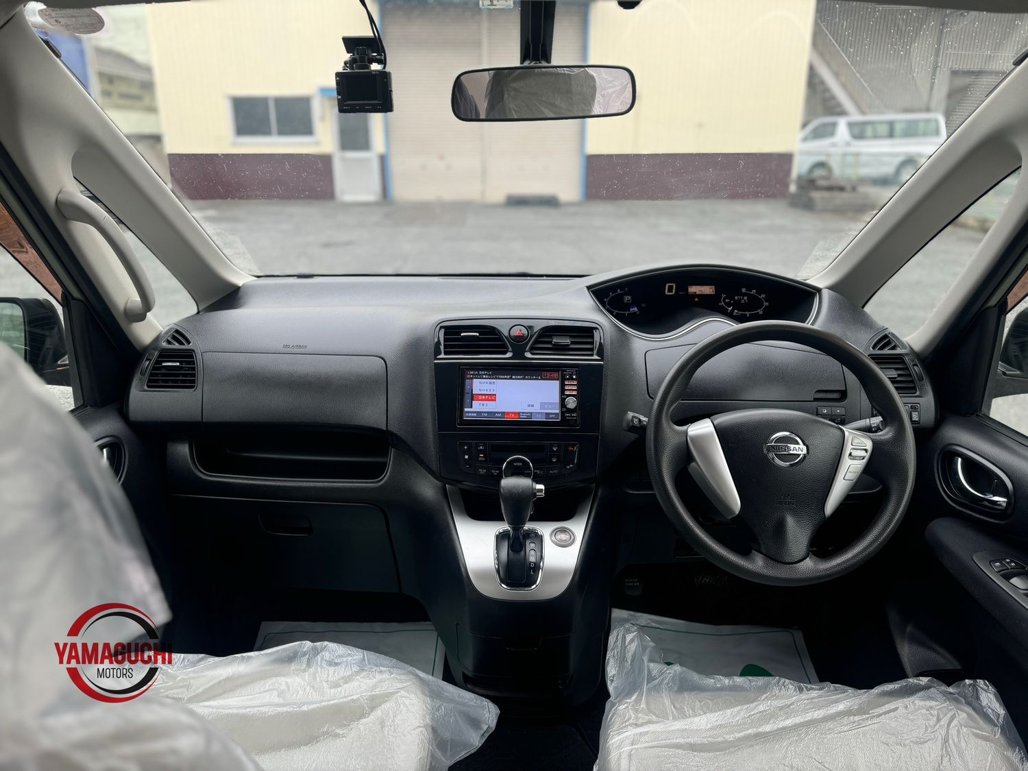 ✨ Nissan Serena 20S Selection for Sale! ✨