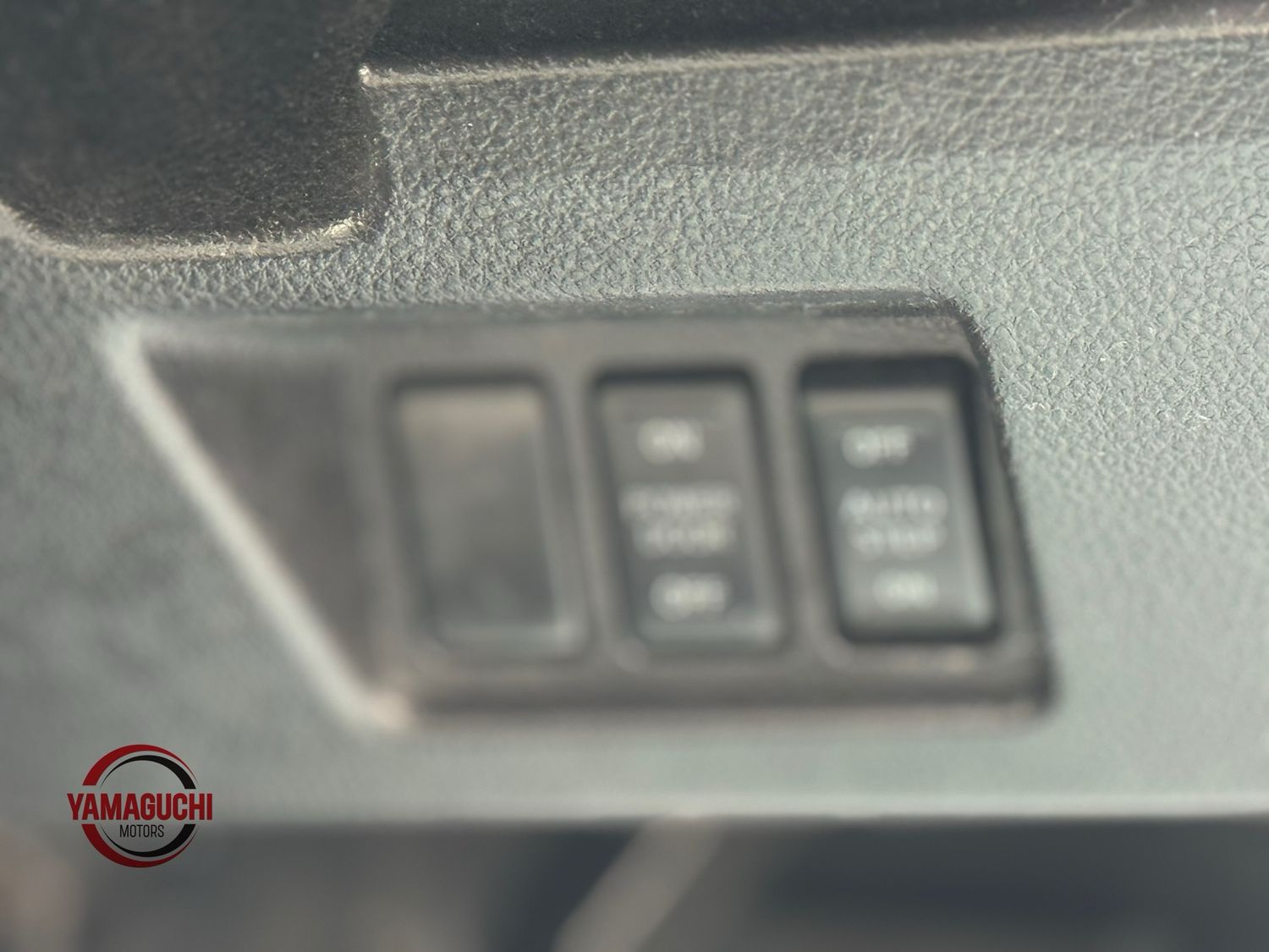 ✨ Nissan Serena 20S Selection for Sale! ✨