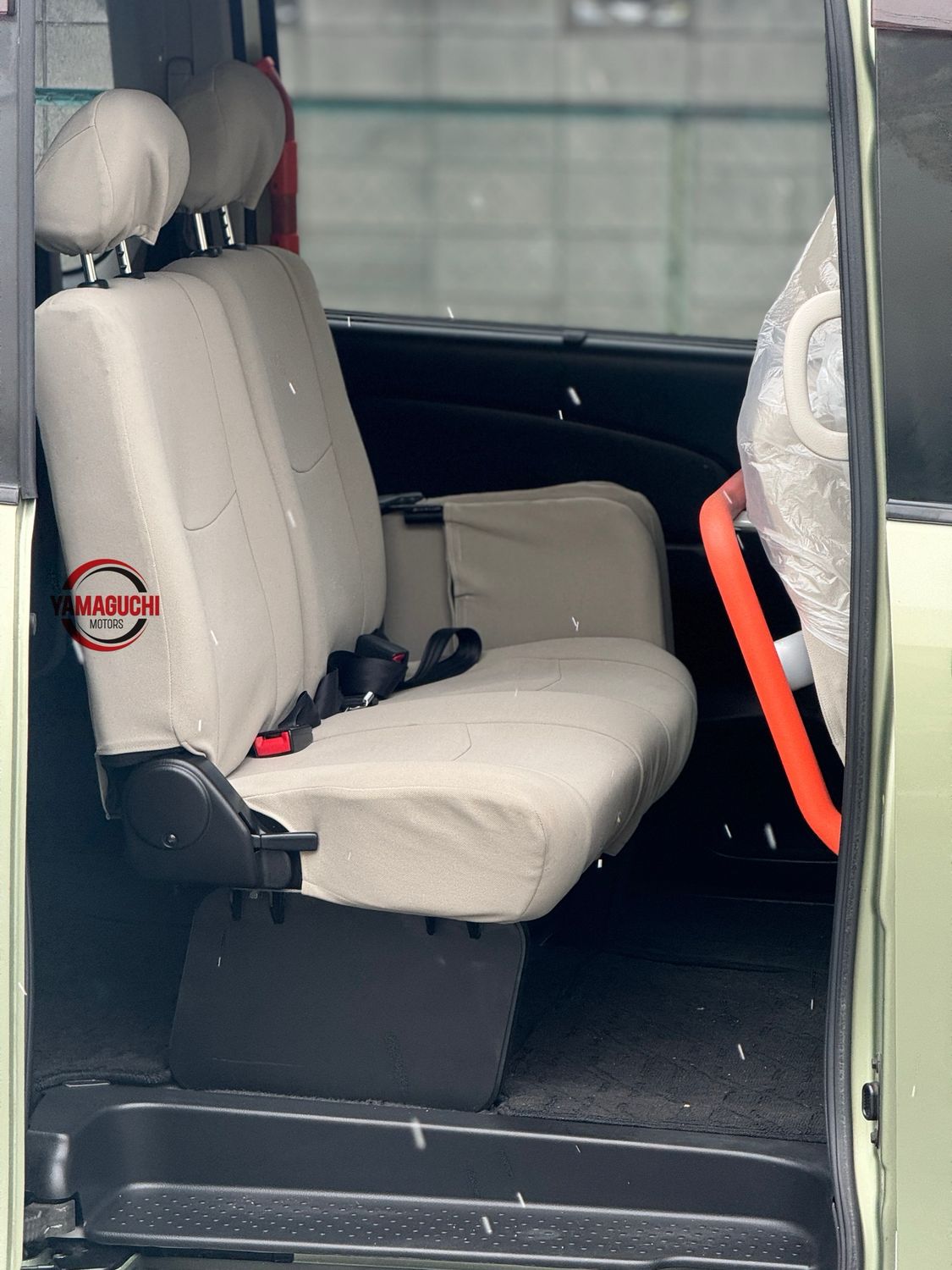 ✨ Nissan Serena 20S Selection for Sale! ✨