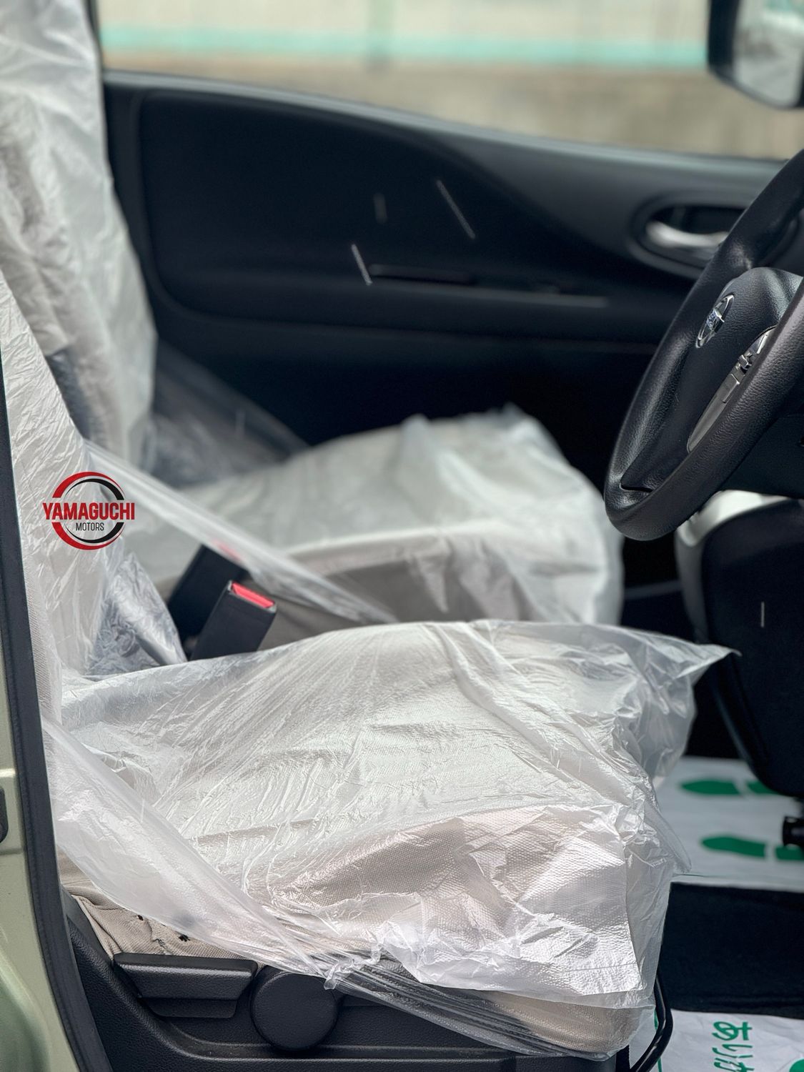 ✨ Nissan Serena 20S Selection for Sale! ✨