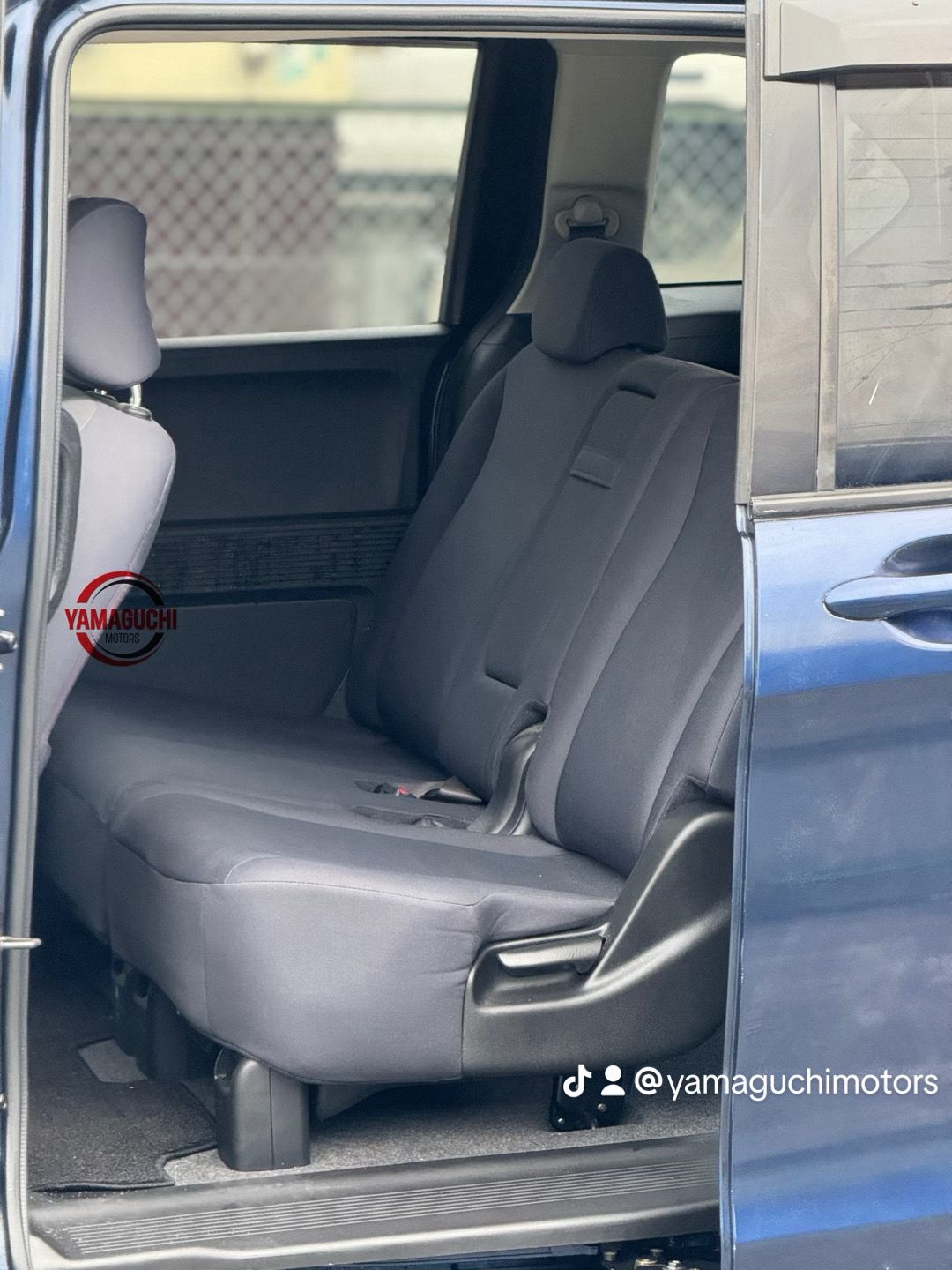 Beautiful Honda Freed GL Package For Sale