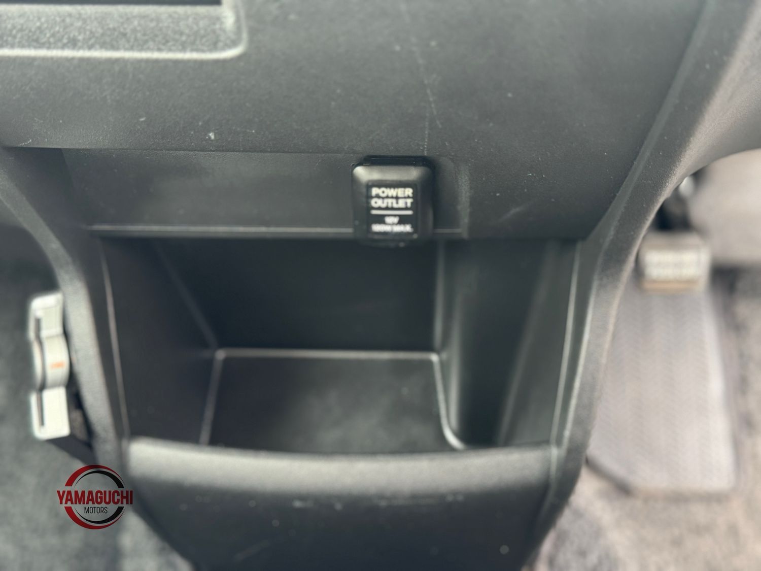 Beautiful Honda Freed GL Package For Sale