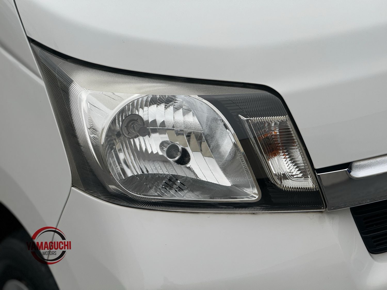 Beautiful Daihatsu Move Eco Idle 2015 Model L_SA Selection 4WD For Sale