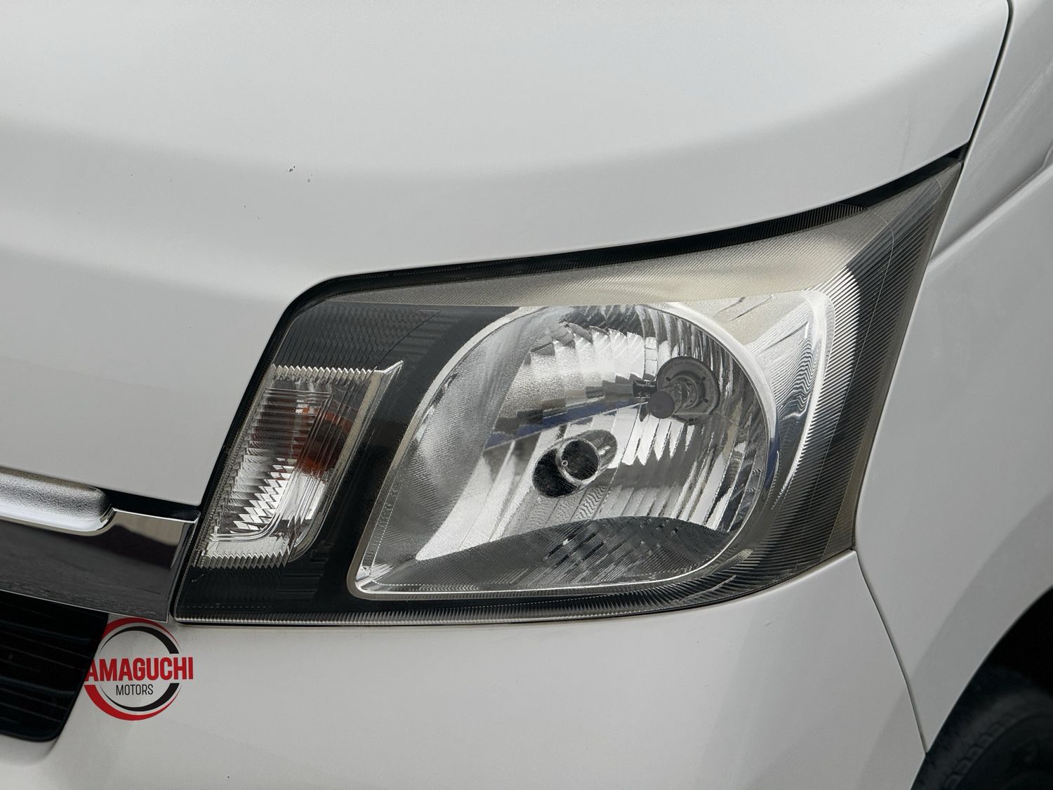 Beautiful Daihatsu Move Eco Idle 2015 Model L_SA Selection 4WD For Sale