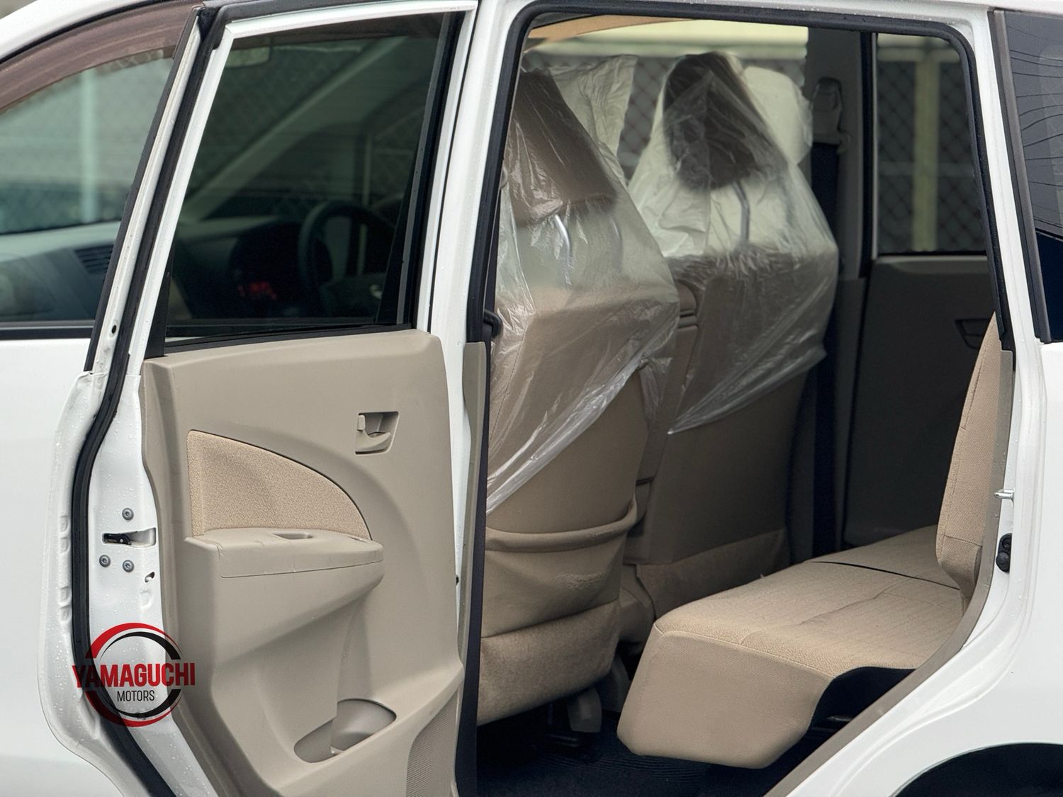 Beautiful Daihatsu Move Eco Idle 2015 Model L_SA Selection 4WD For Sale