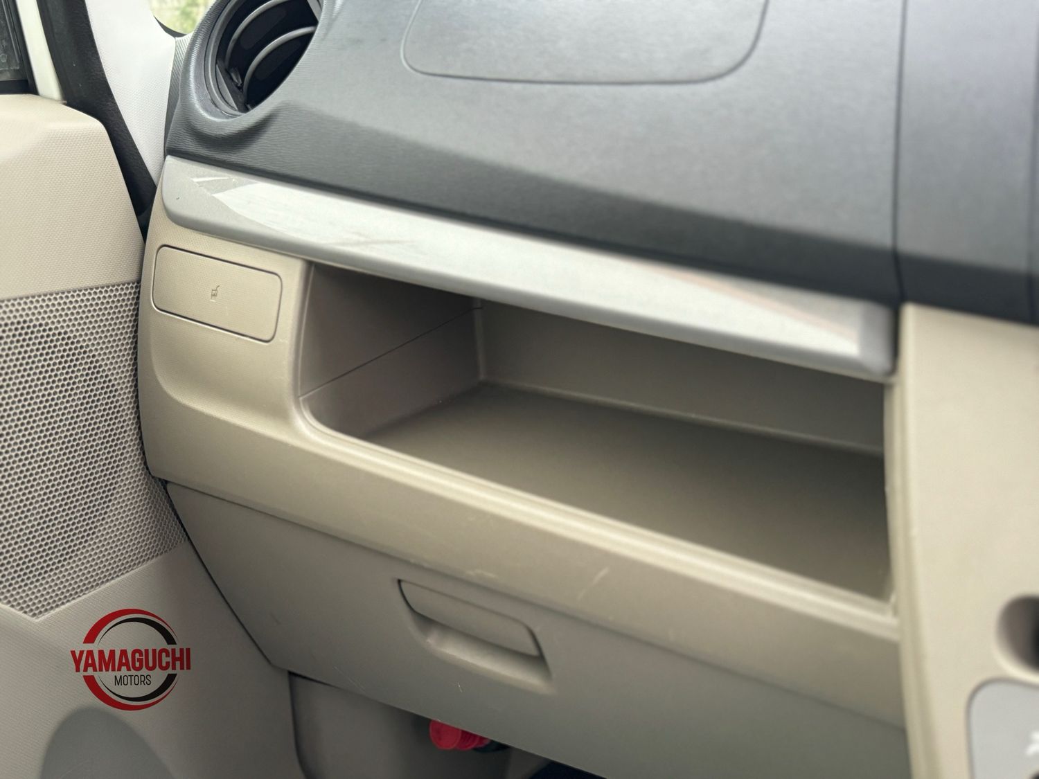 Beautiful Daihatsu Move Eco Idle 2015 Model L_SA Selection 4WD For Sale