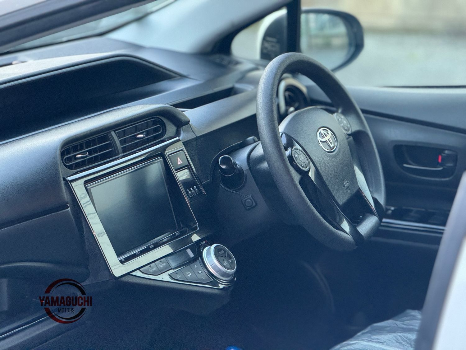 Beautiful Toyota Aqua G Grade 2017 Model For Sale