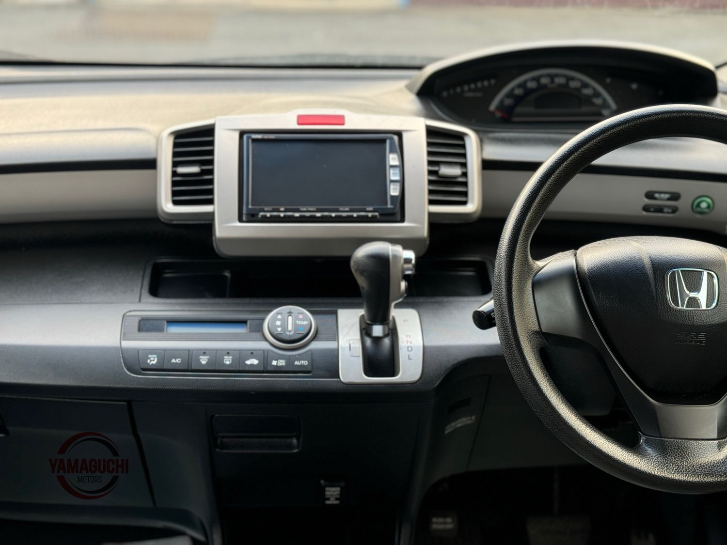 Honda Freed GL Package With Full Options For Sale