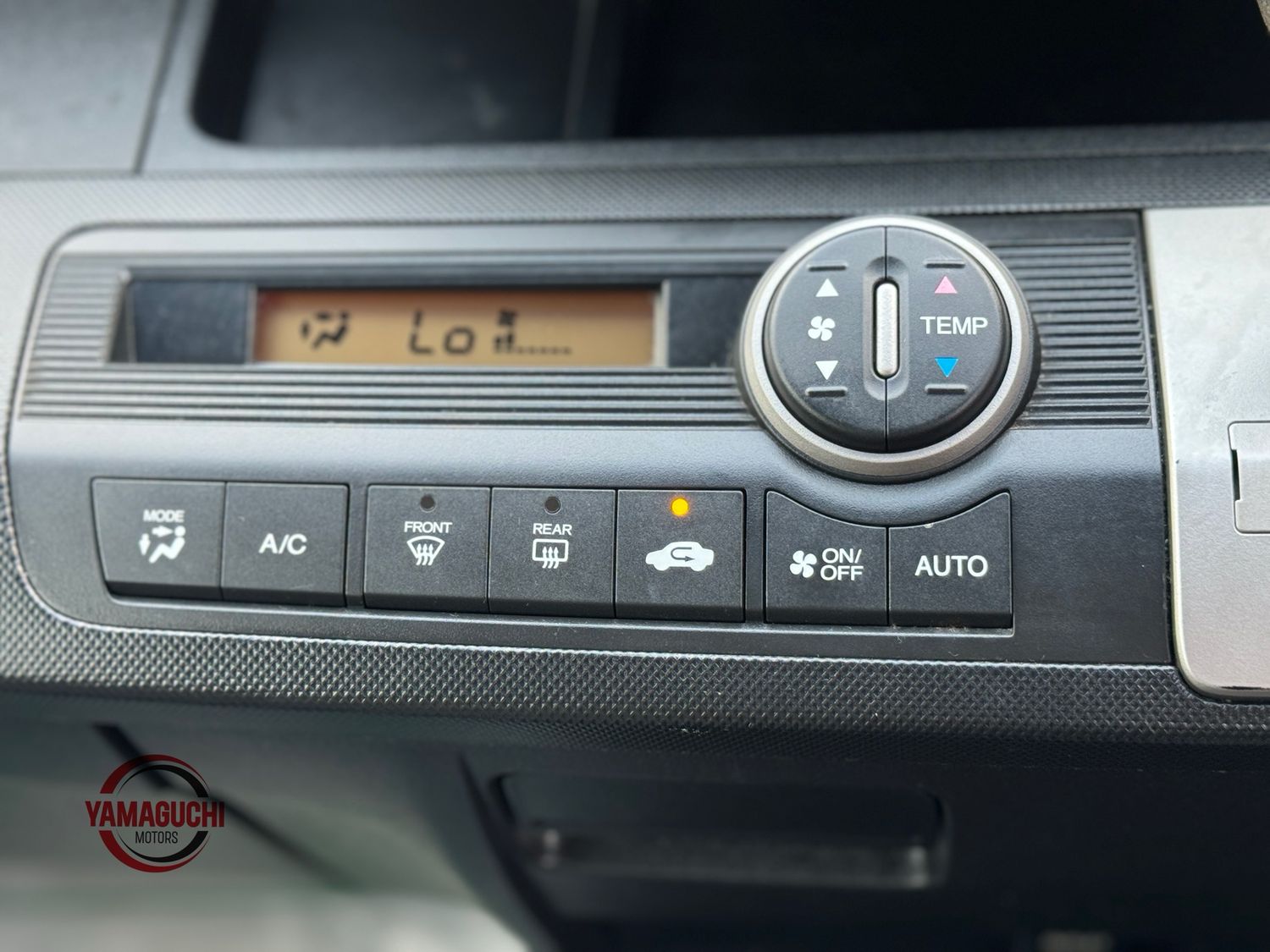 Honda Freed GL Package With Full Options For Sale