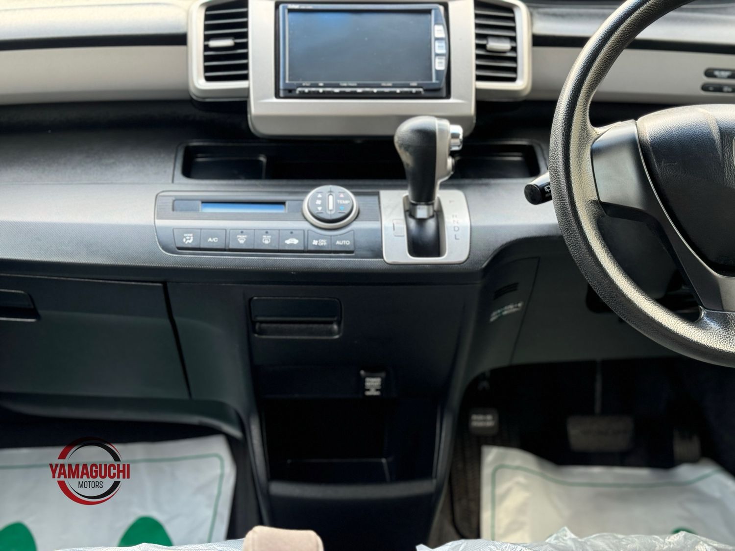 Honda Freed GL Package With Full Options For Sale