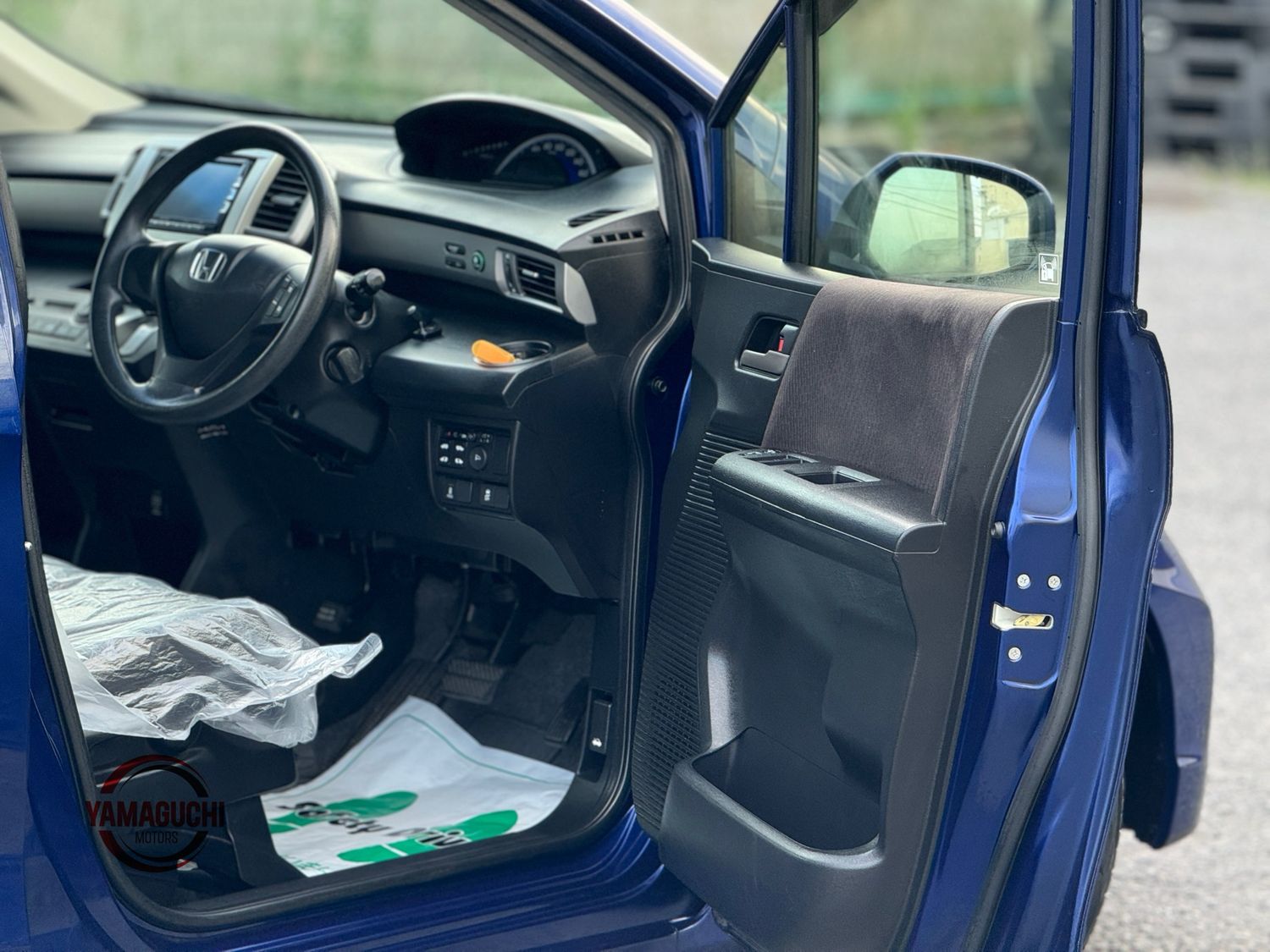 Honda Freed GL Package With Full Options For Sale