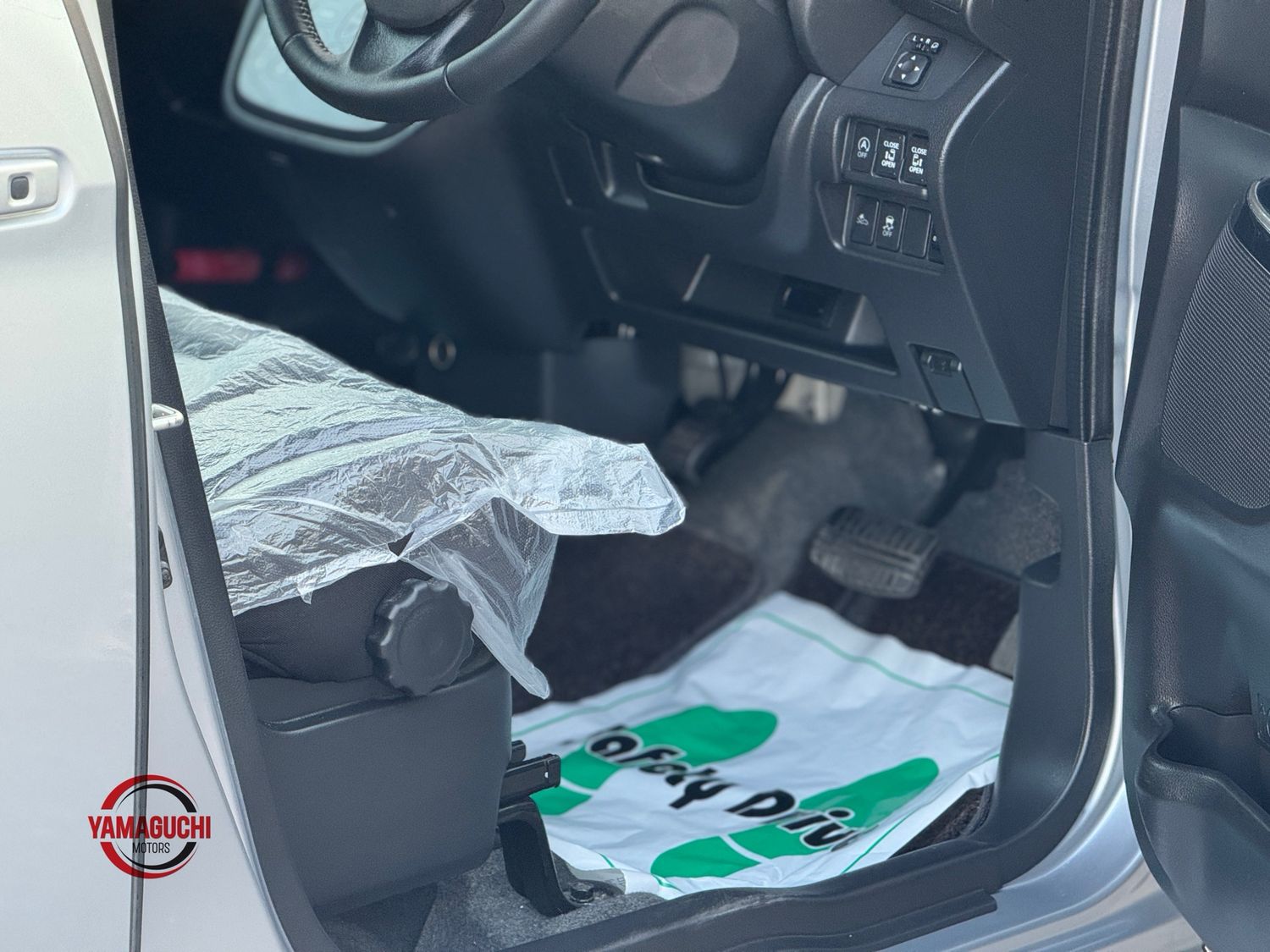 💐 Nissan Dayz Roox – Highway Star G Package (2017 Model) 