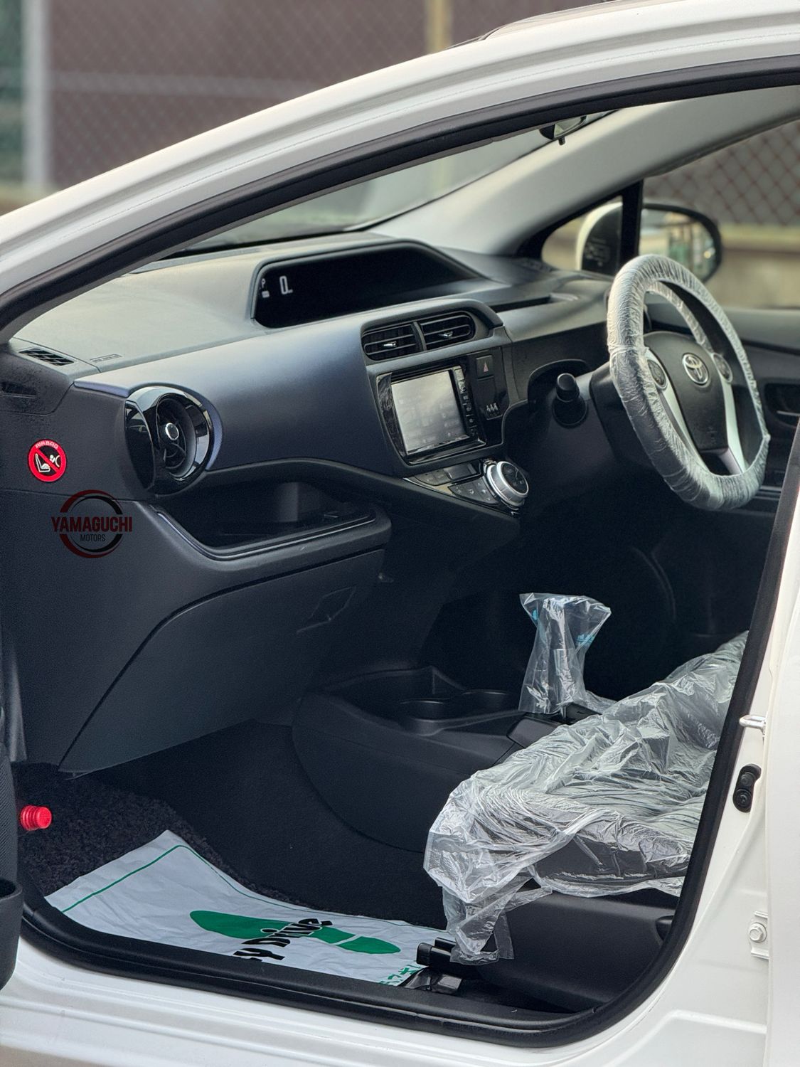 Model: 2017 Toyota Aqua Hybrid – G Grade