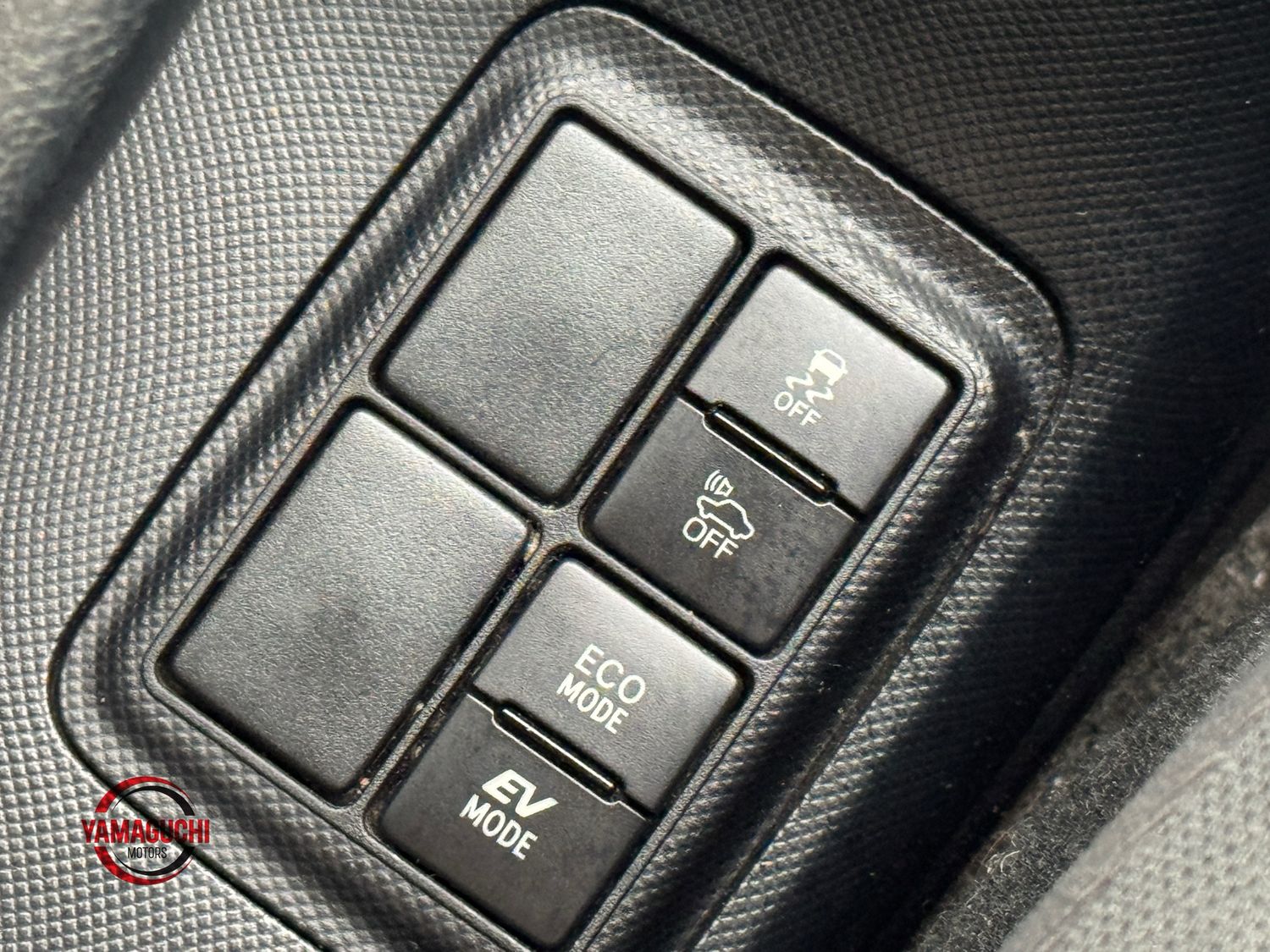 Model: 2017 Toyota Aqua Hybrid – G Grade