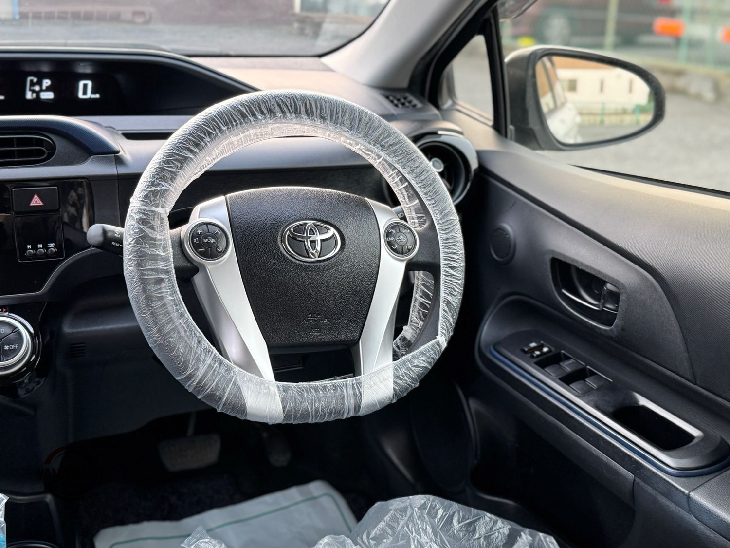 Model: 2017 Toyota Aqua Hybrid – G Grade