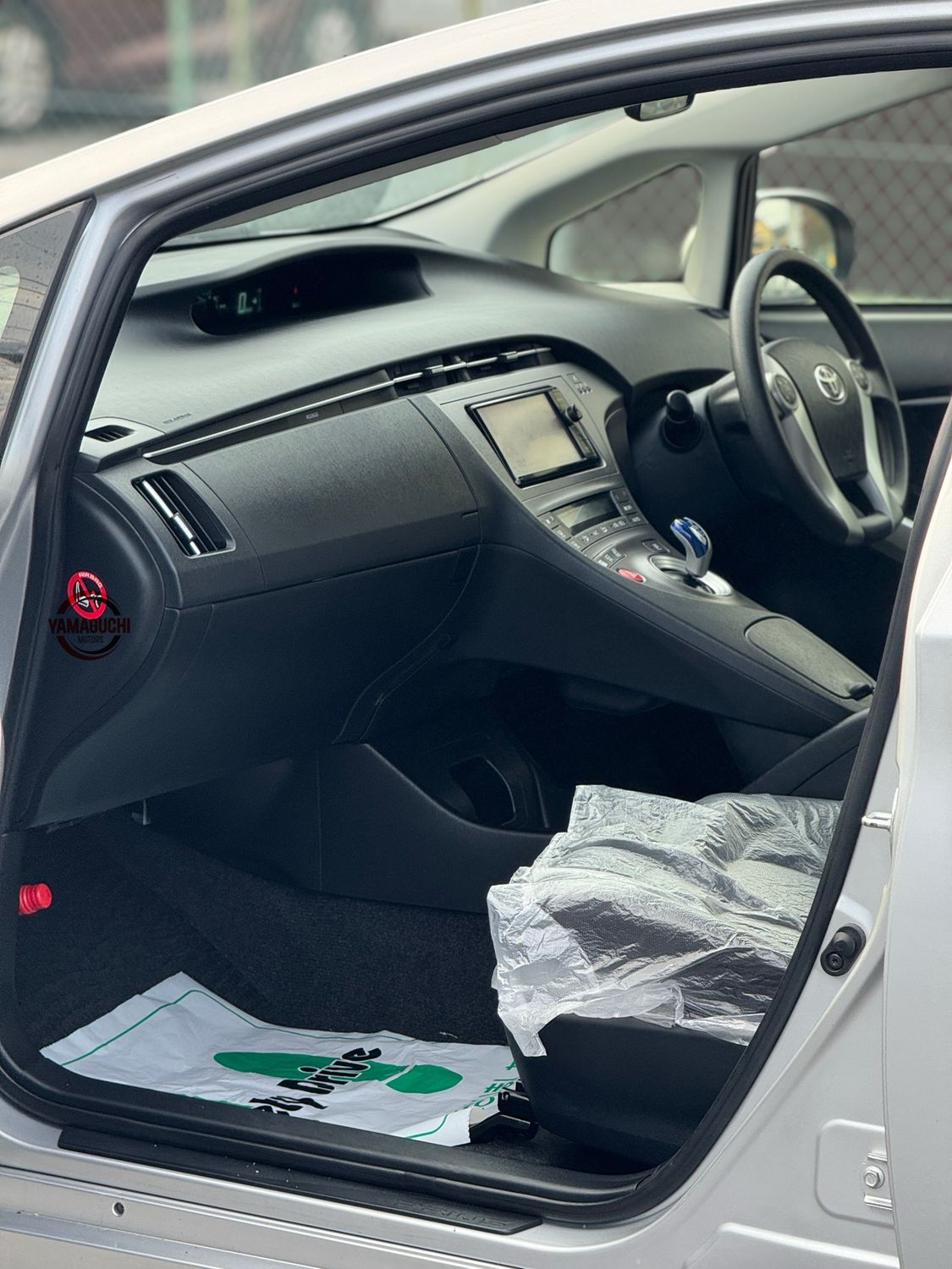 Toyota Prius Hybrid 2014 Model G Grade Edition For Sale