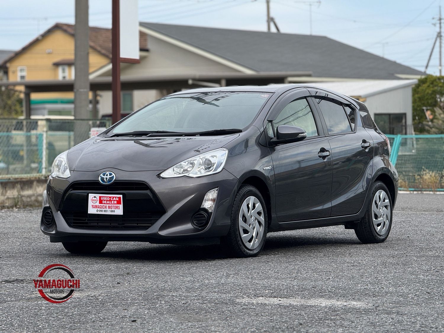 🌟 2016 Toyota Aqua Hybrid – Premium Grey Edition