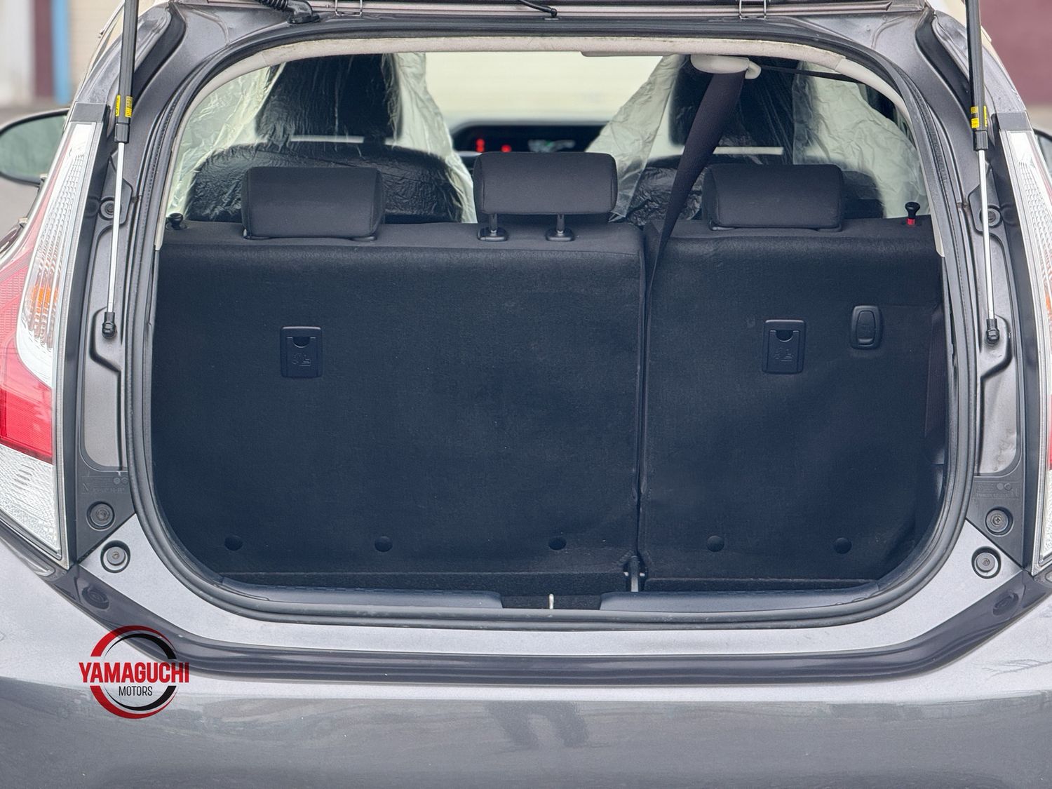 🌟 2016 Toyota Aqua Hybrid – Premium Grey Edition