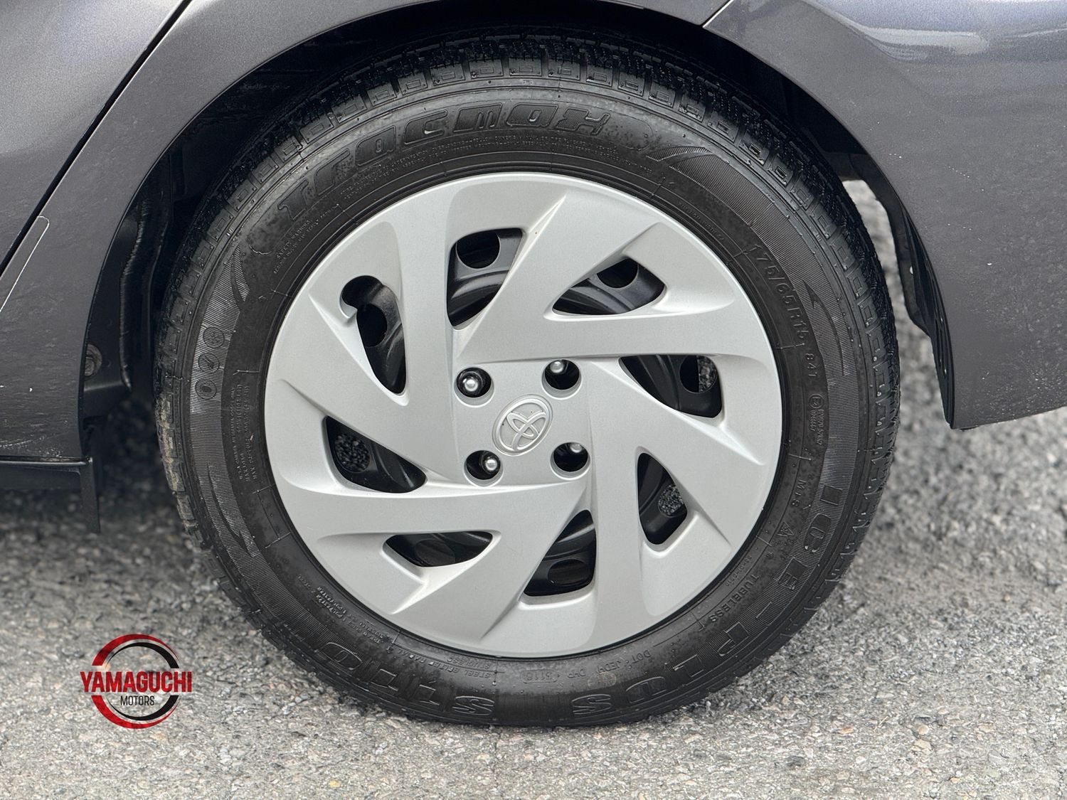 🌟 2016 Toyota Aqua Hybrid – Premium Grey Edition