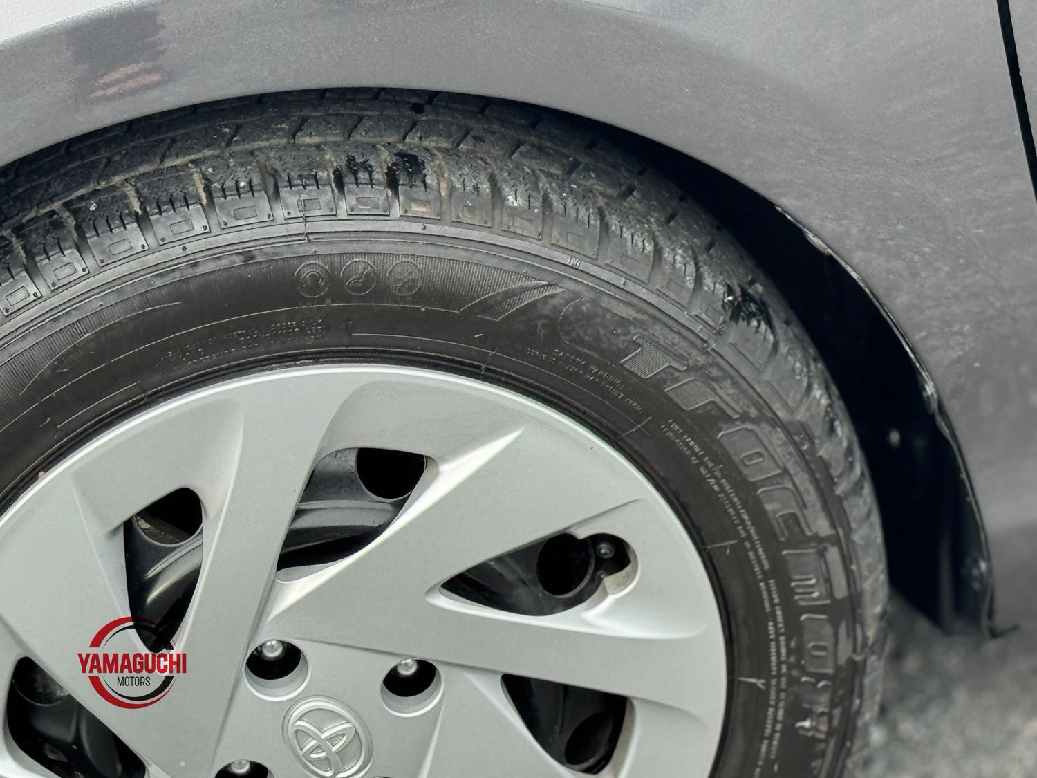 🌟 2016 Toyota Aqua Hybrid – Premium Grey Edition