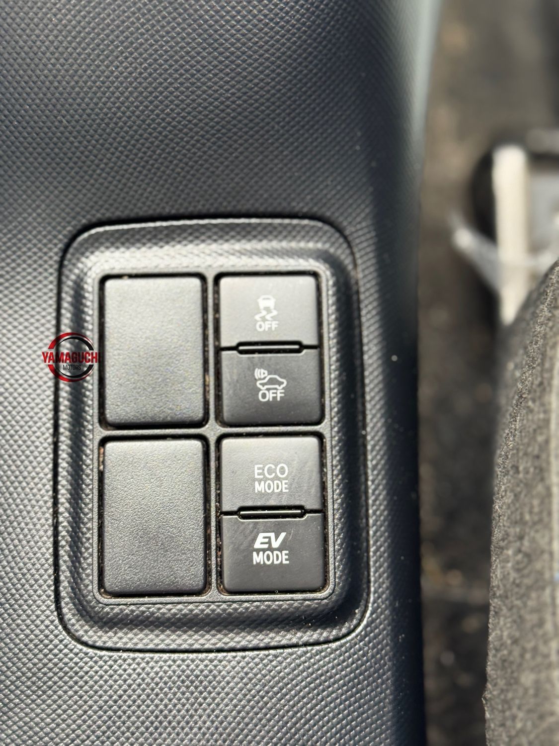 🌟 2016 Toyota Aqua Hybrid – Premium Grey Edition