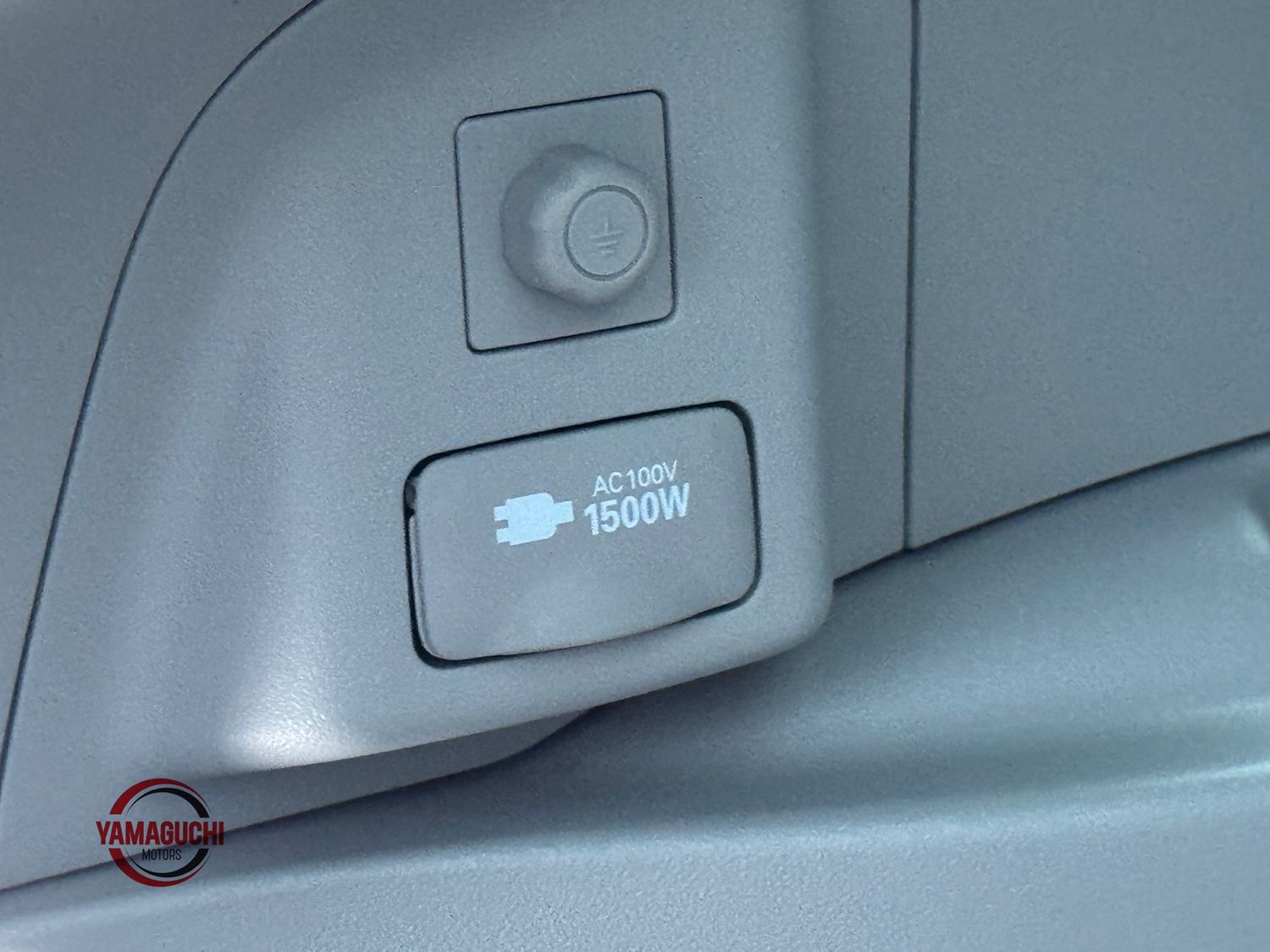 🎌 ✨ TOYOTA PRIUS PHV PLUG-IN HYBRID – PREMIUM FULL DESCRIPTION ✨