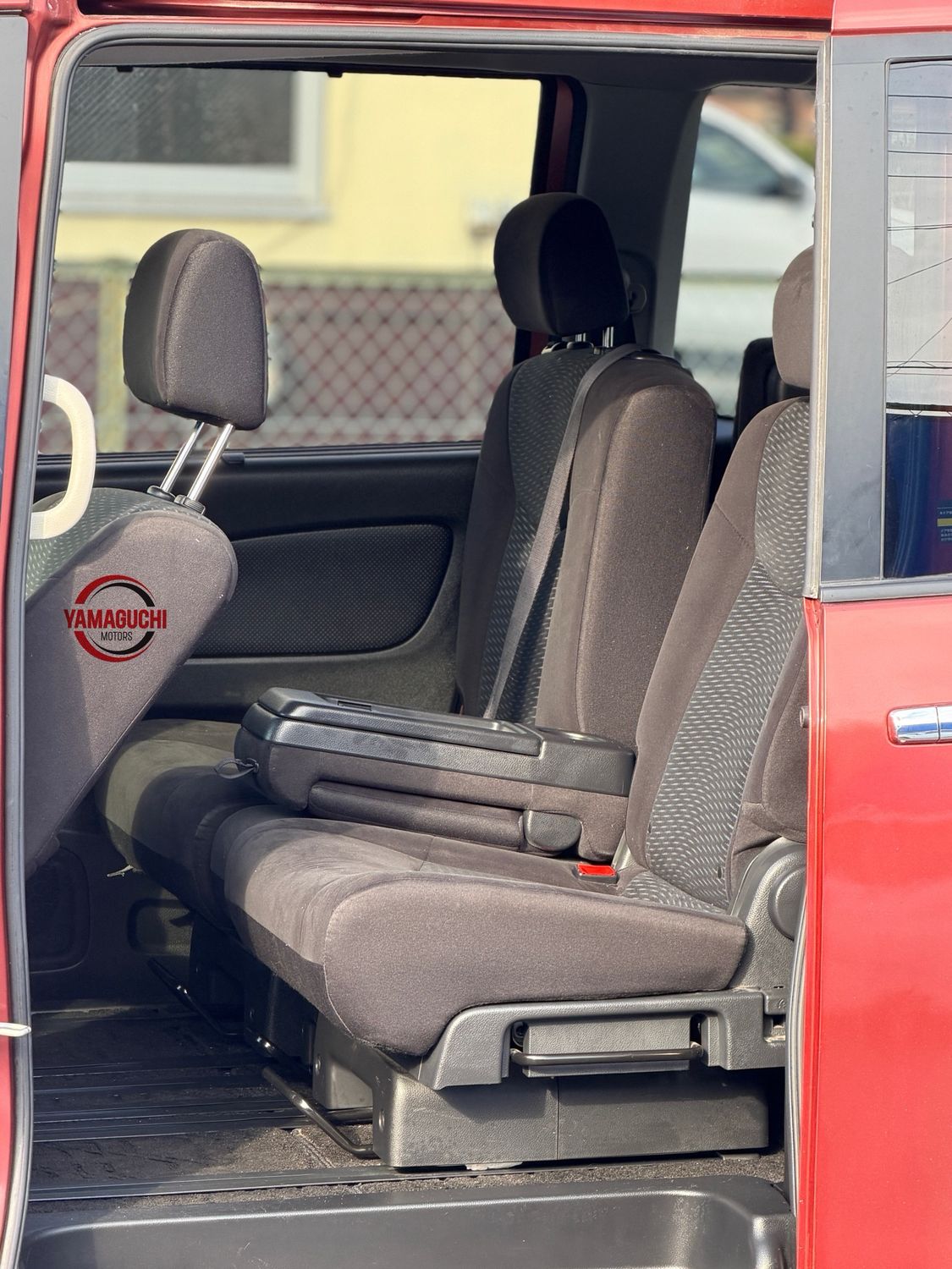 Stunning 2015 Nissan Serena 4wd