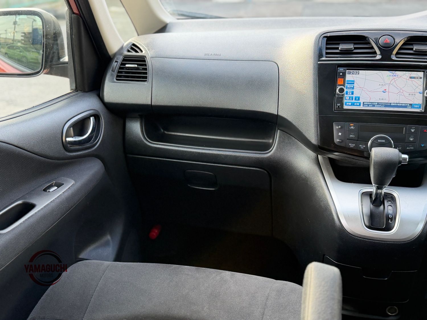 Stunning 2015 Nissan Serena 4wd