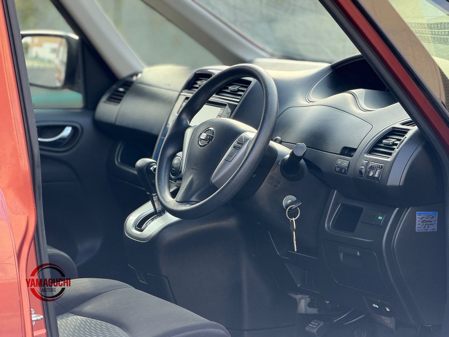 Stunning 2015 Nissan Serena 4wd