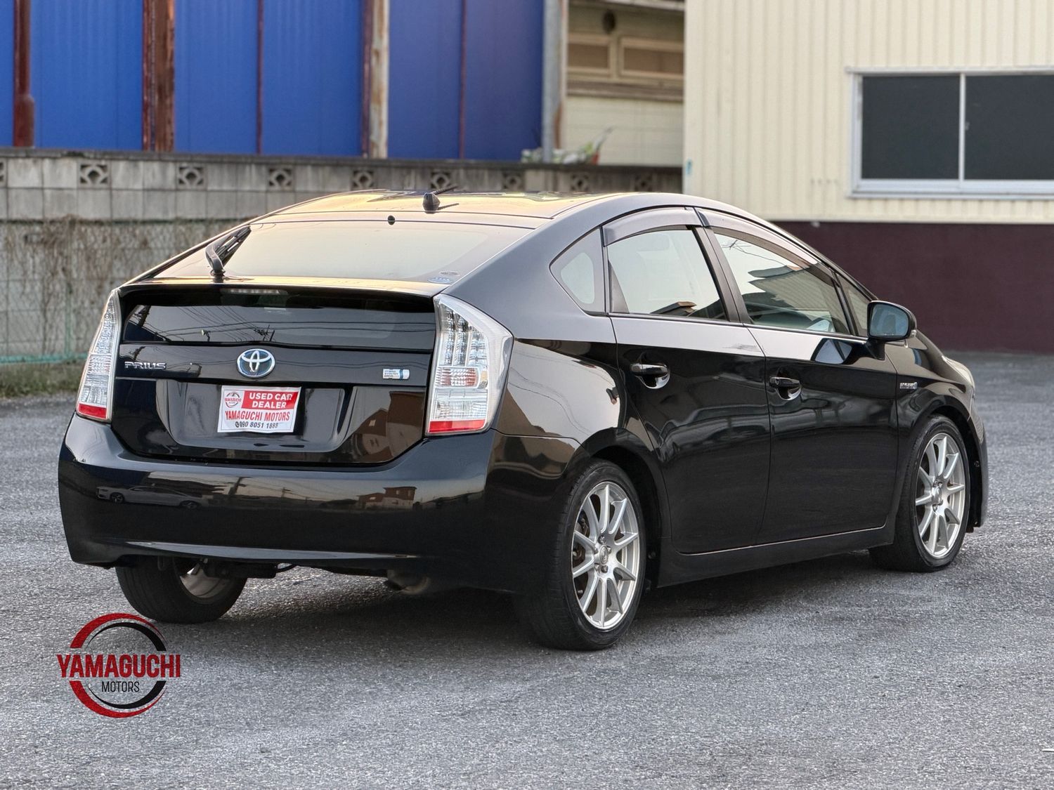 Beautiful Toyota Prius Hybrid In Black Colour 