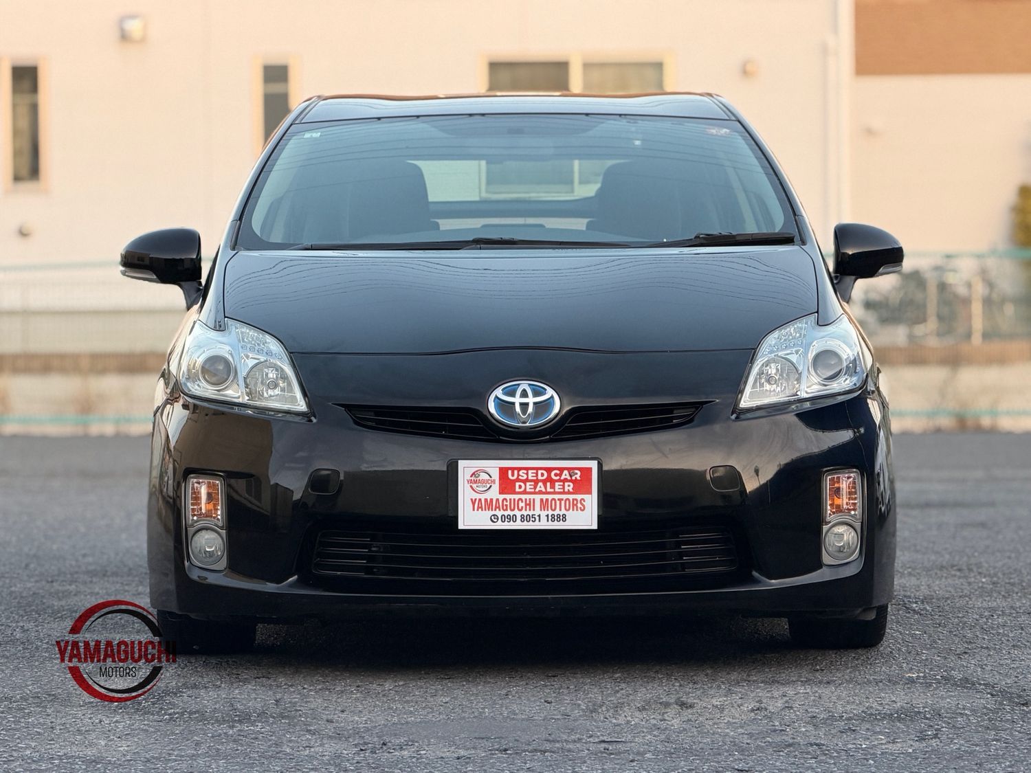 Beautiful Toyota Prius Hybrid In Black Colour 