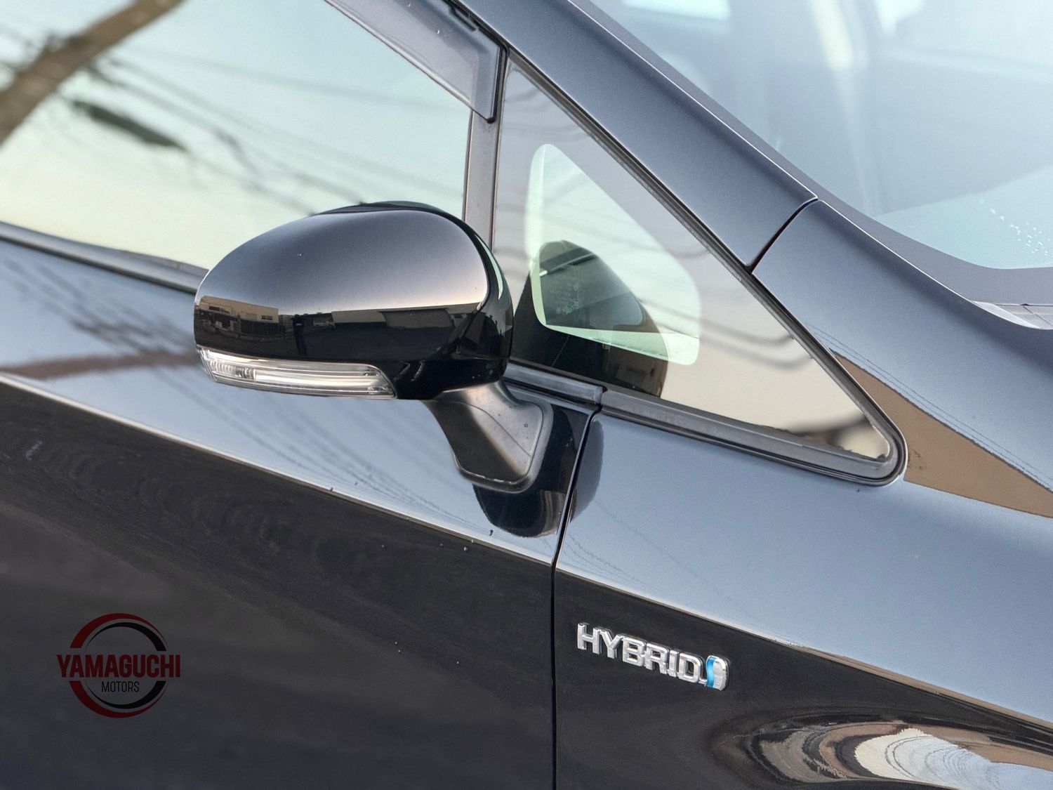 Beautiful Toyota Prius Hybrid In Black Colour 