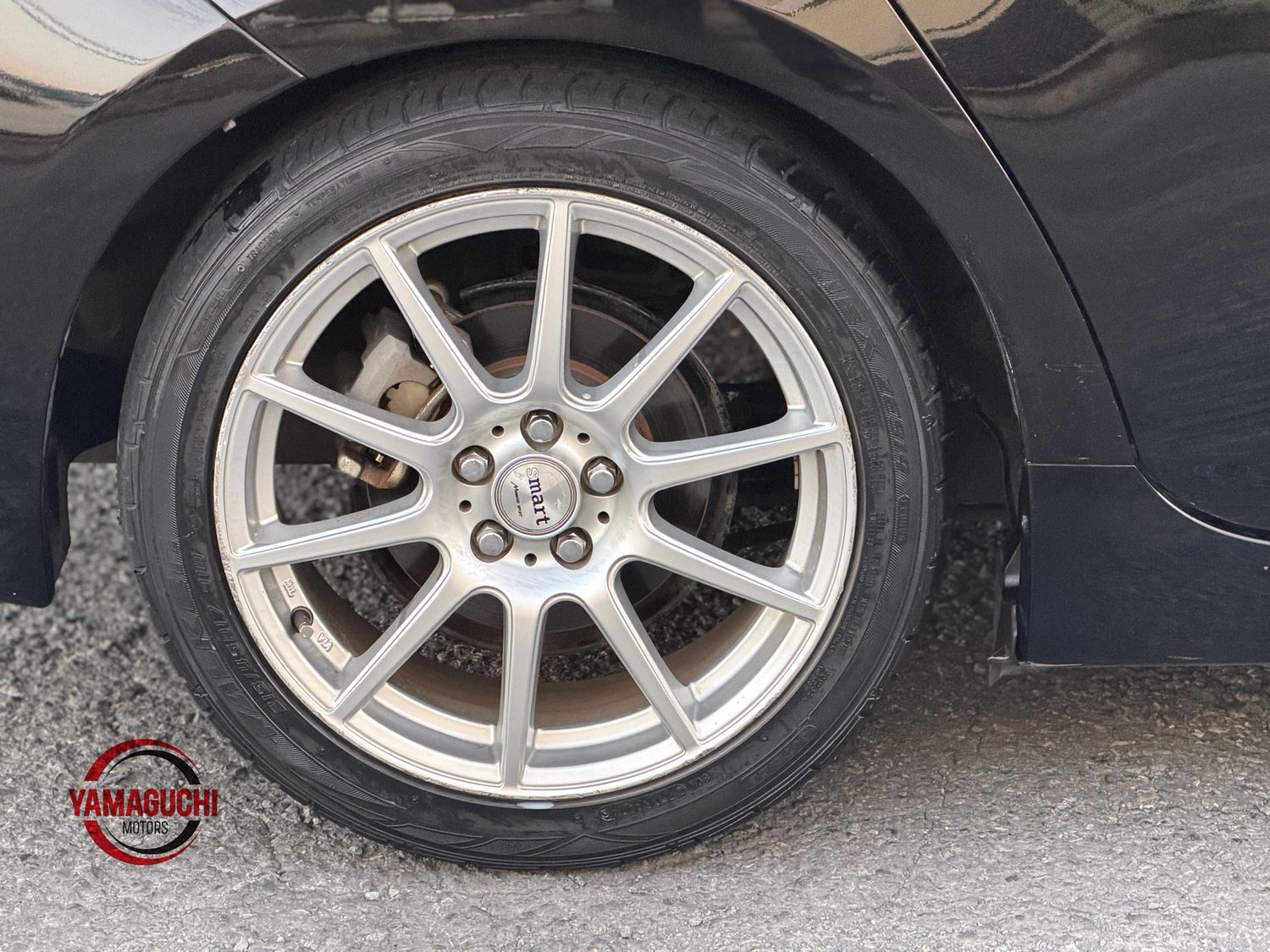 Beautiful Toyota Prius Hybrid In Black Colour 