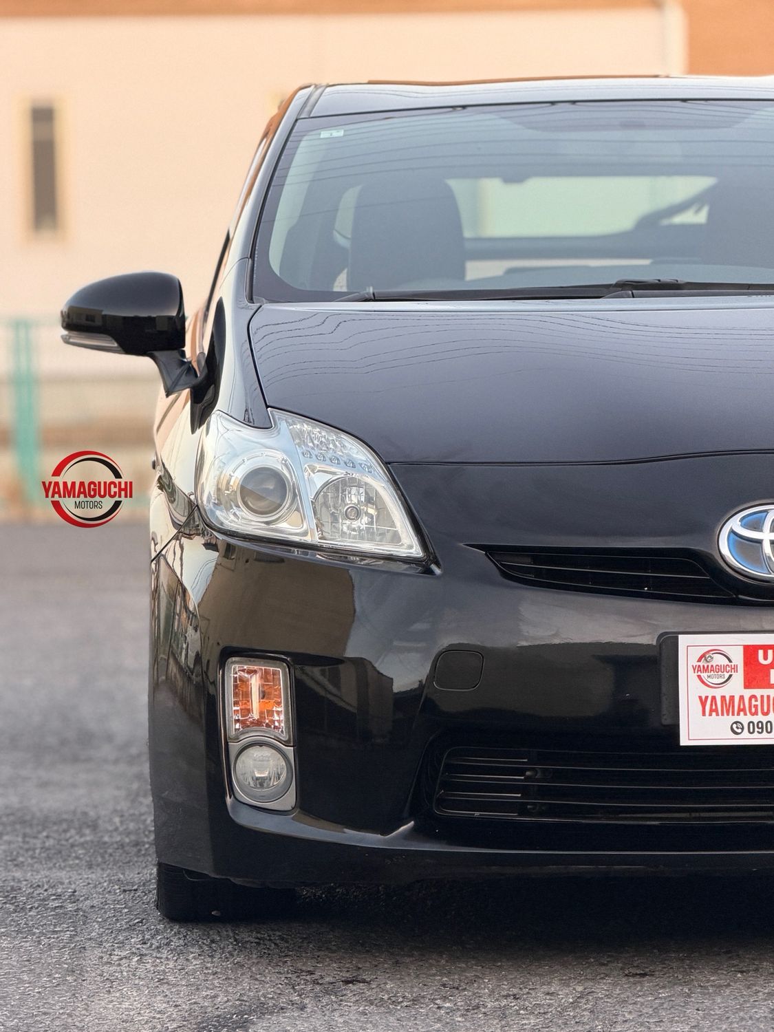 Beautiful Toyota Prius Hybrid In Black Colour 