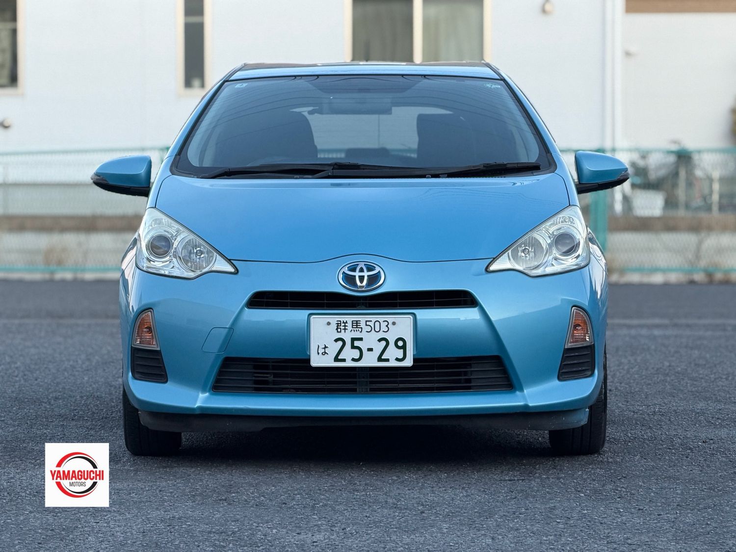 Toyota Aqua Hybrid Blue Edition 