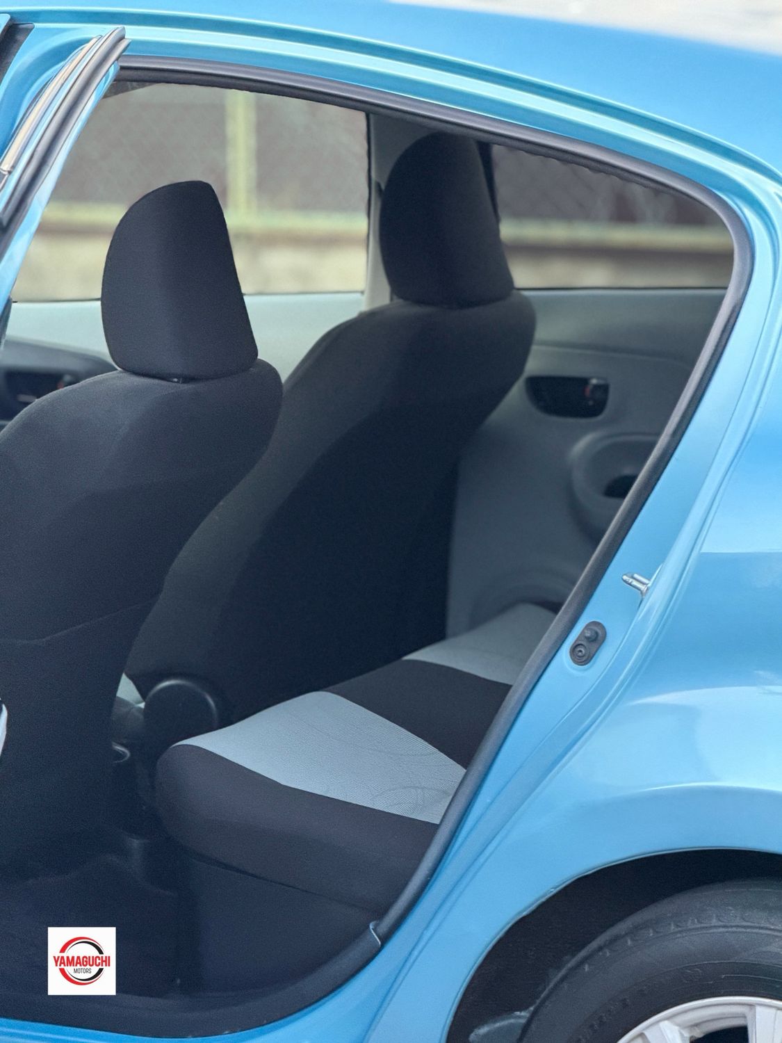 Toyota Aqua Hybrid Blue Edition 