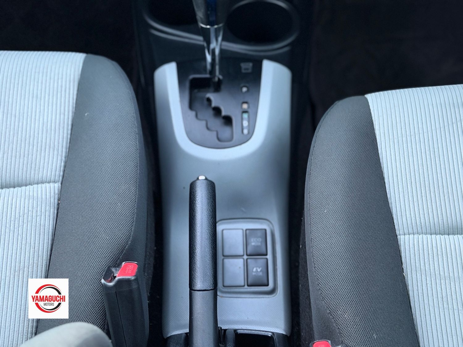 Toyota Aqua Hybrid Blue Edition 