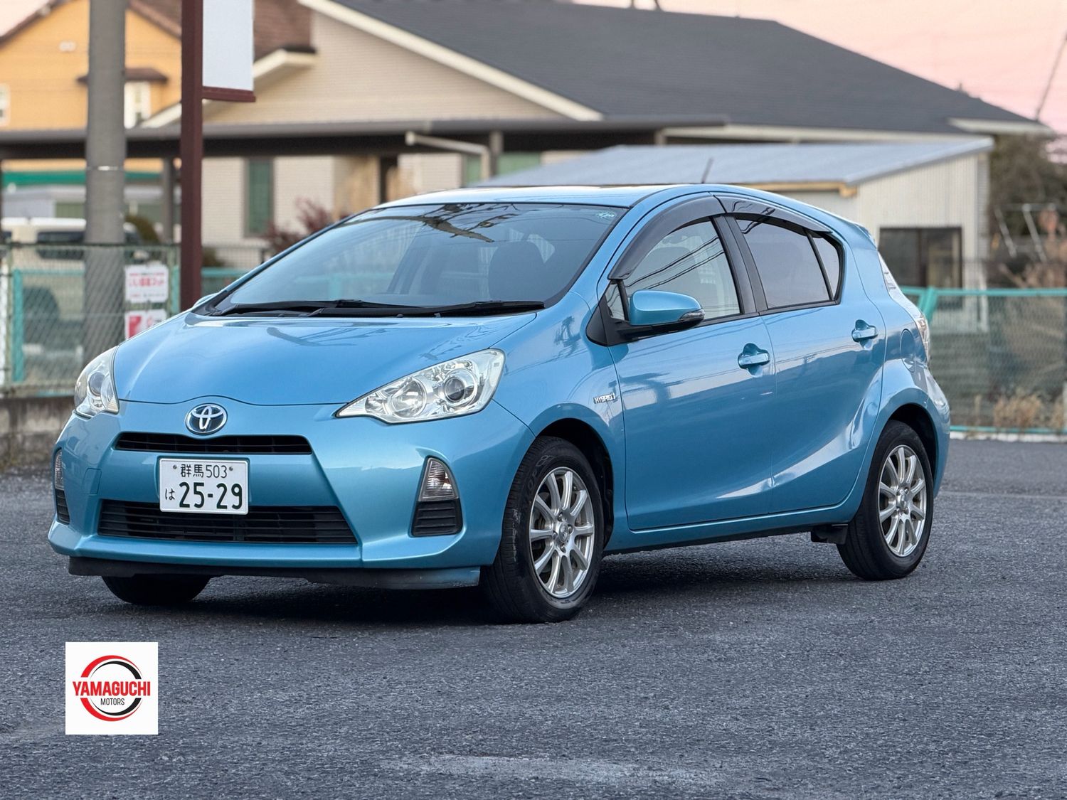 Toyota Aqua Hybrid Blue Edition 